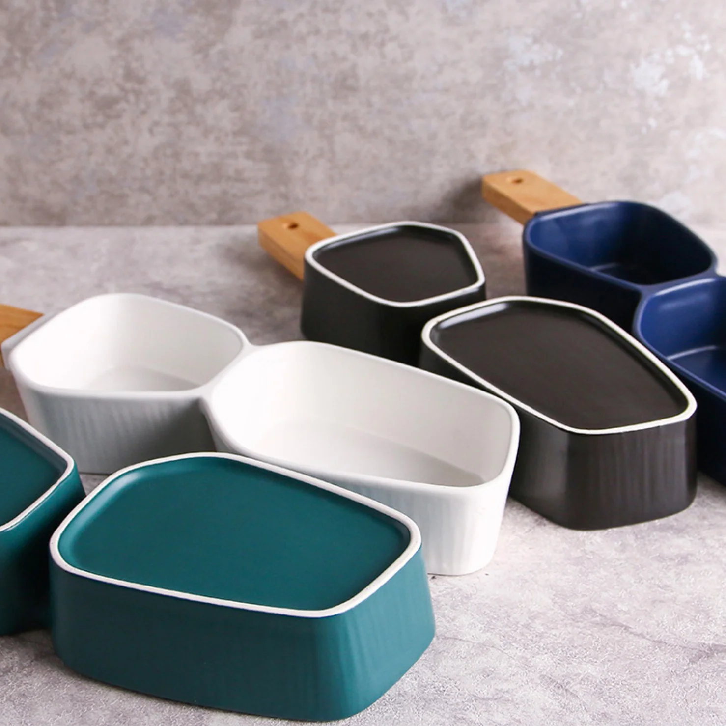 GEOMETRIC 2 Part Bowl With Wooden Handle - Image 10