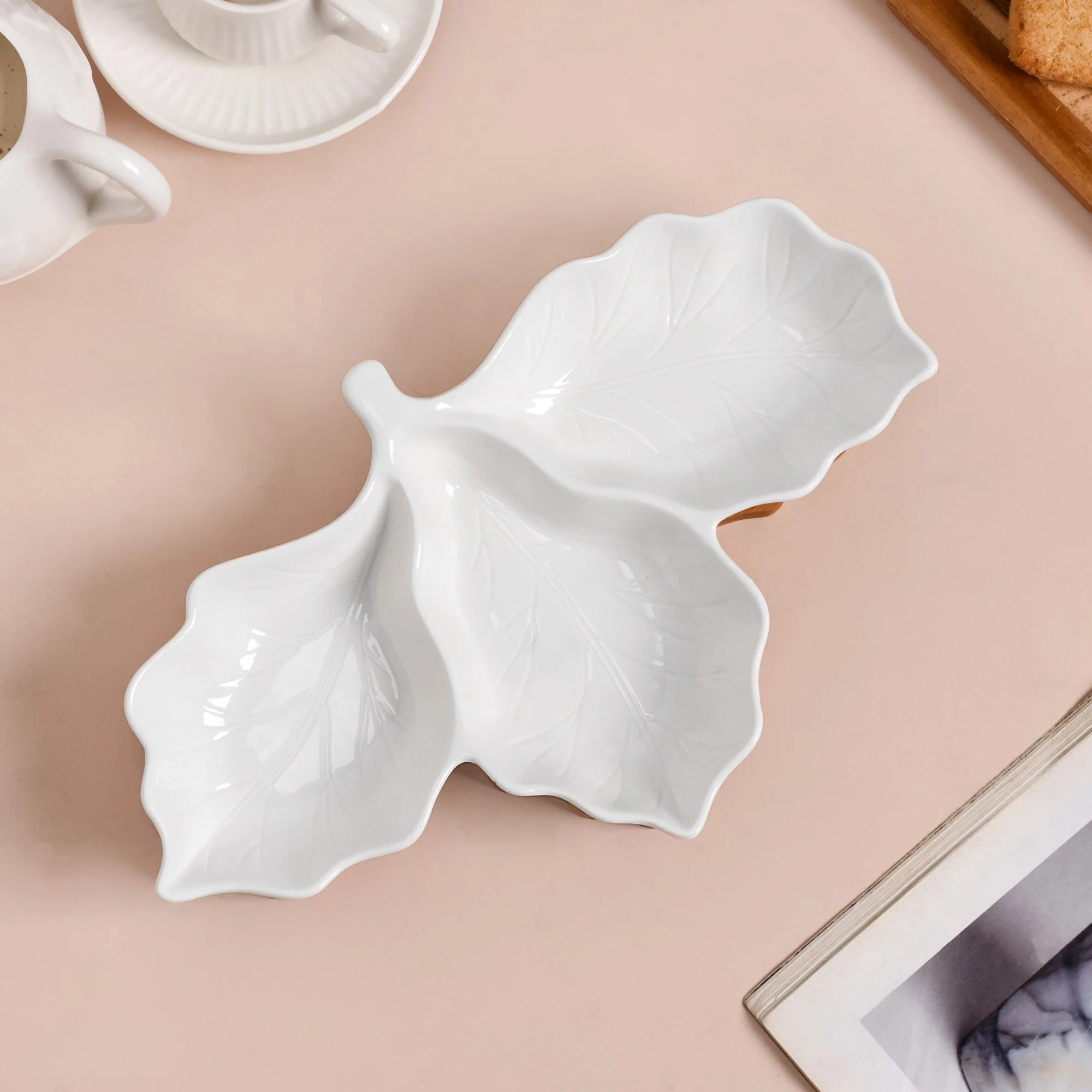 3 Section Leafy Ceramic Plate With Wooden Tray - Image 6