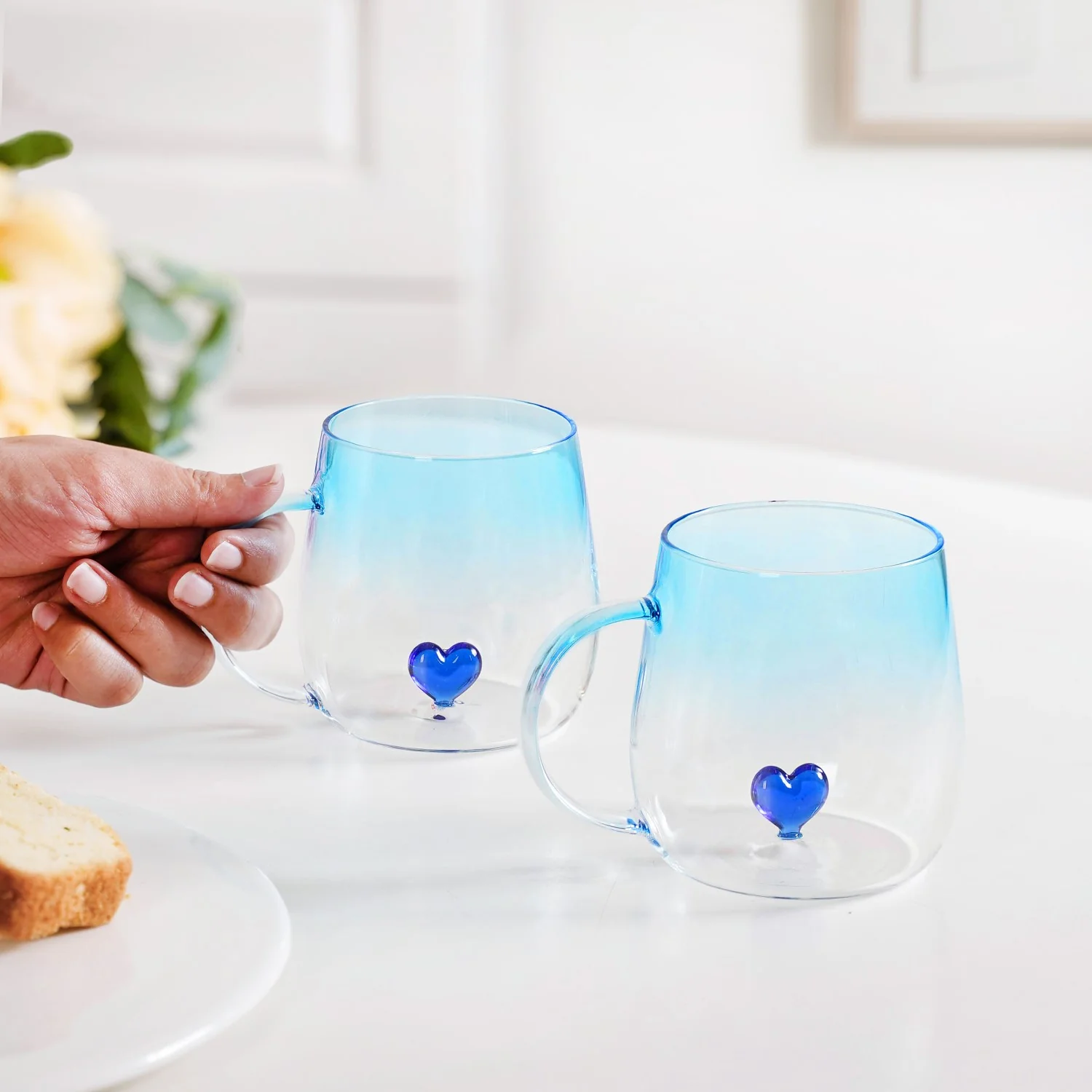 3D Blue Heart Ombre Mug Set Of 2 450ml - Image 2