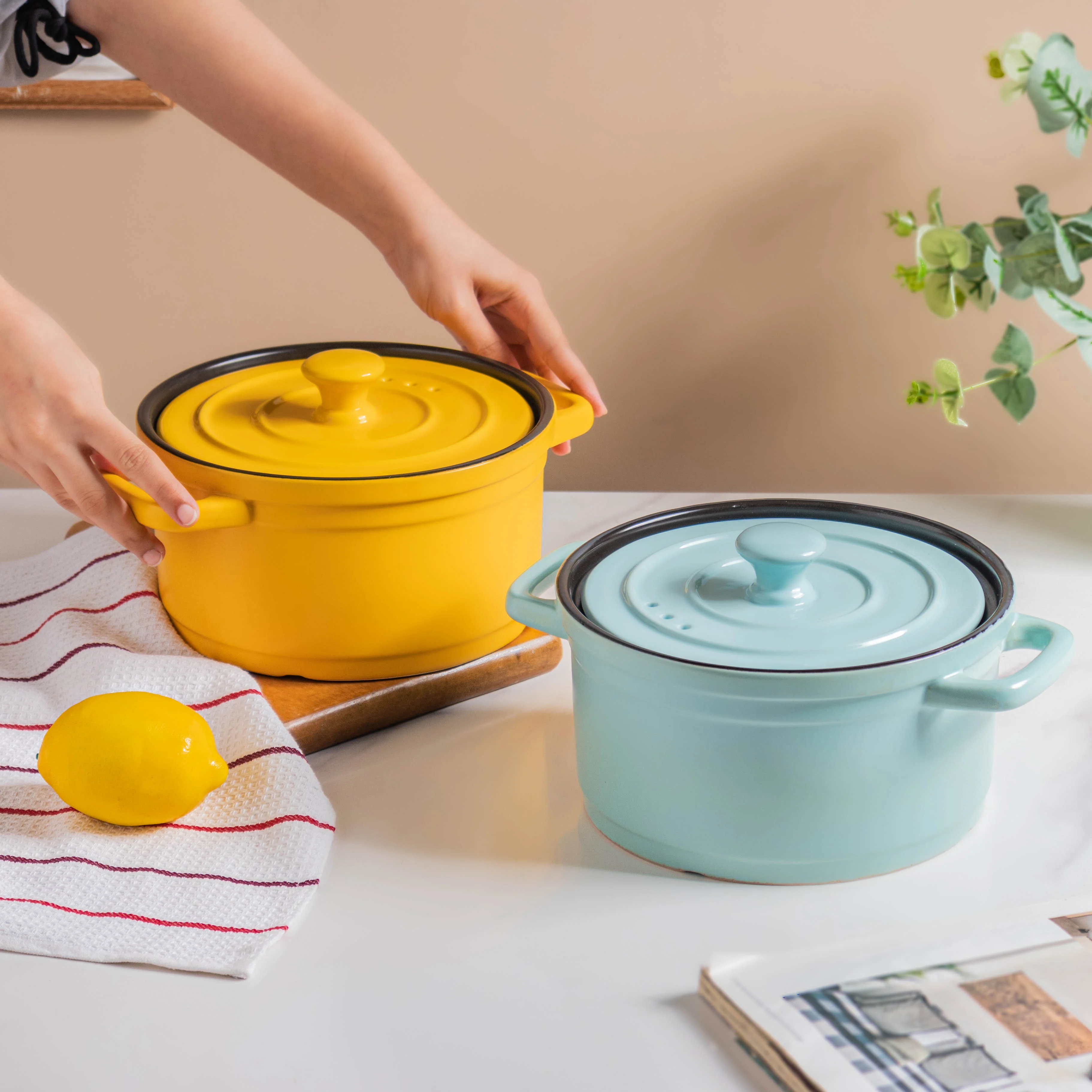 Deep Cooking Pot With Lid - Image 5