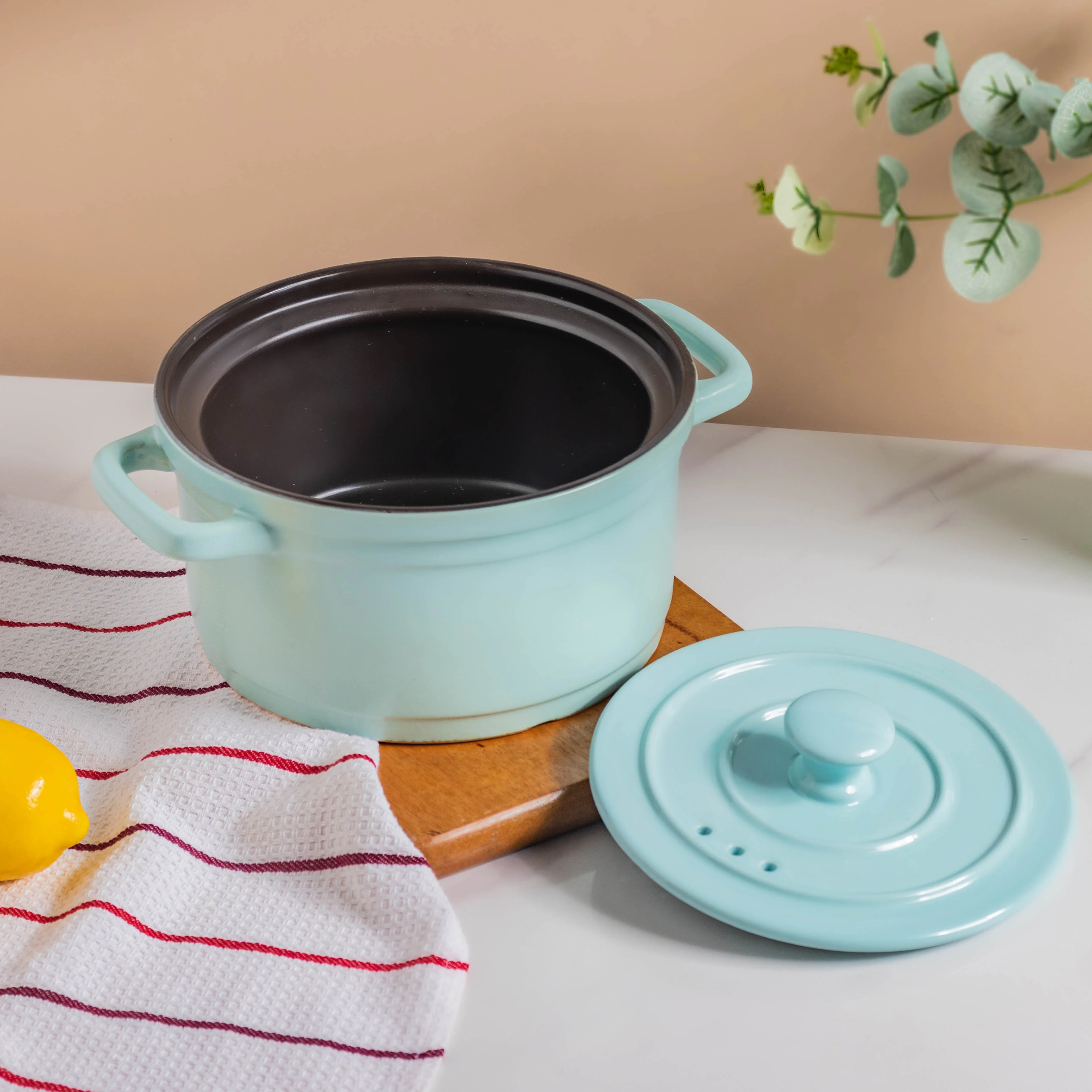 Deep Cooking Pot With Lid - Image 7