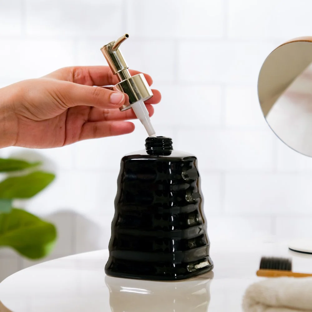 Abstract Ceramic Dispenser With Nozzle Black 7 Inch - Image 3