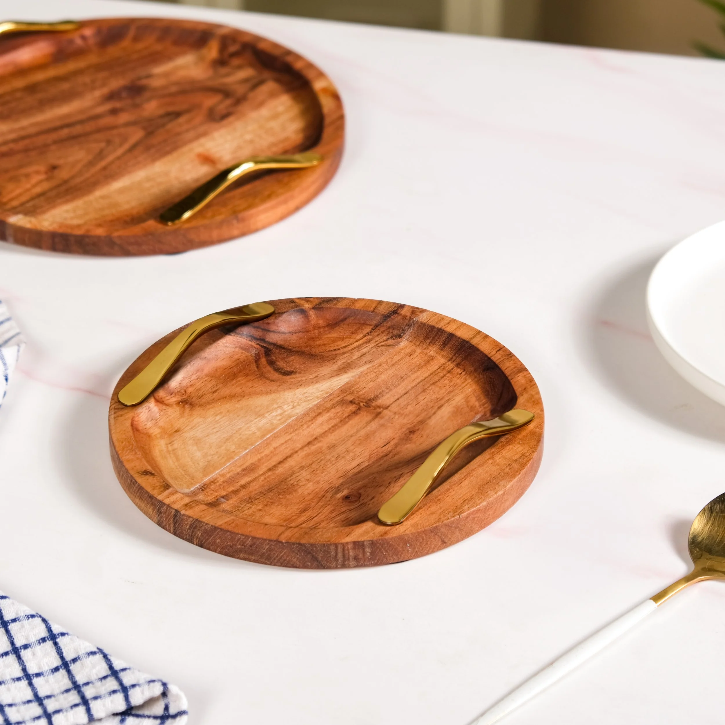 Acacia Round Serving Tray With Golden Handles Set Of 2 - Image 7