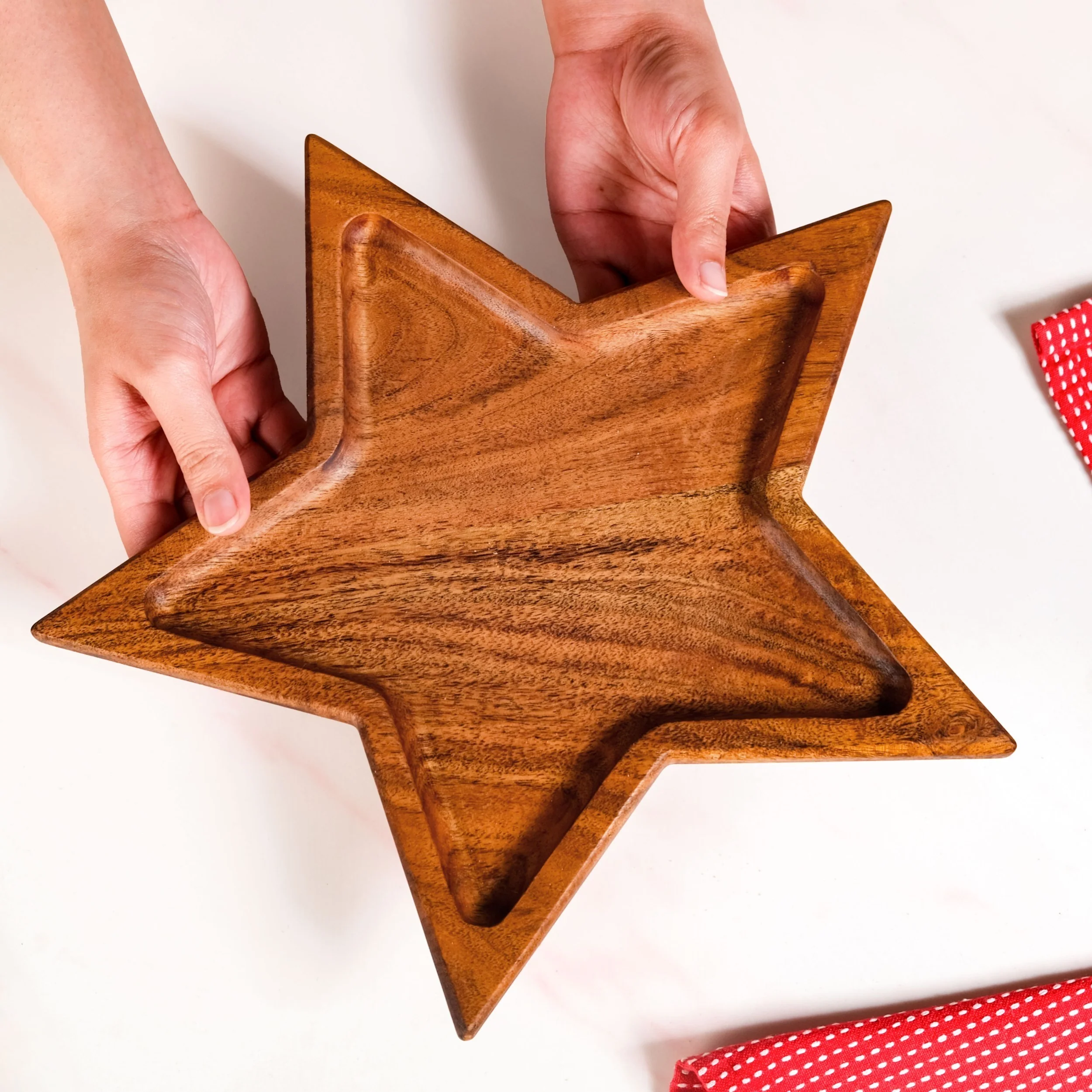Acacia Wood Star Serving Platter 31x27cm - Image 3