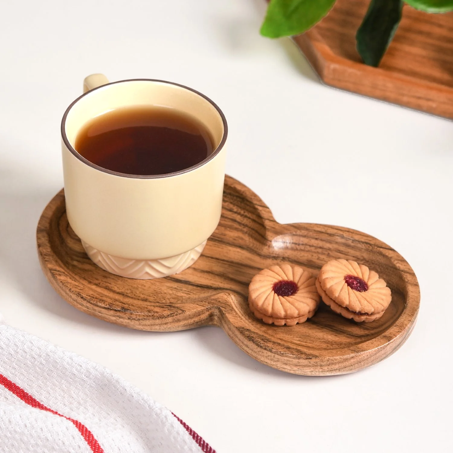 Acacia Wood Eight Shape Serving Platter 8 Inch - Image 2