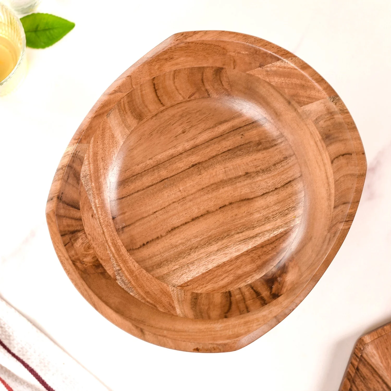 Acacia Wood Salad Bowl With Legs 1500ml - Image 7