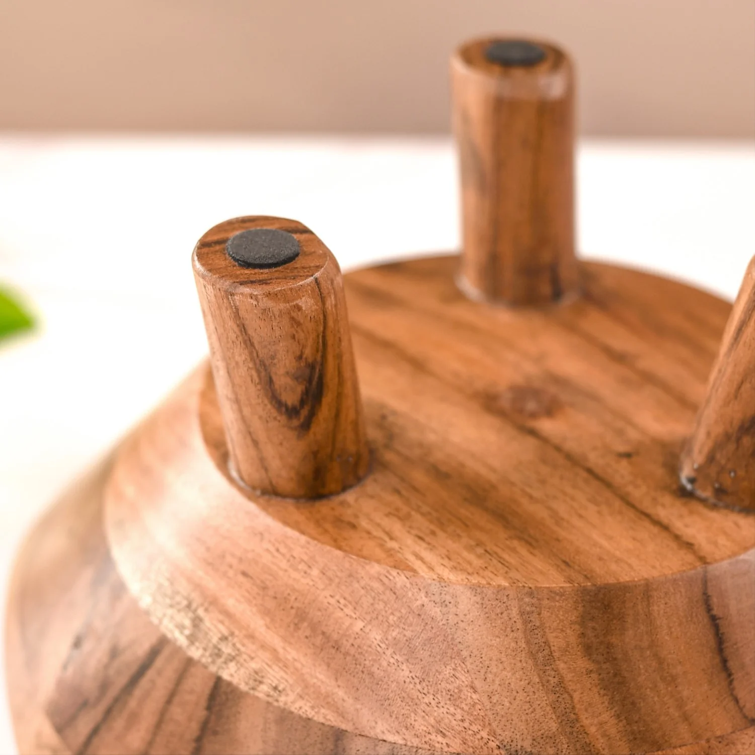 Acacia Wood Salad Bowl With Legs 1500ml - Image 9