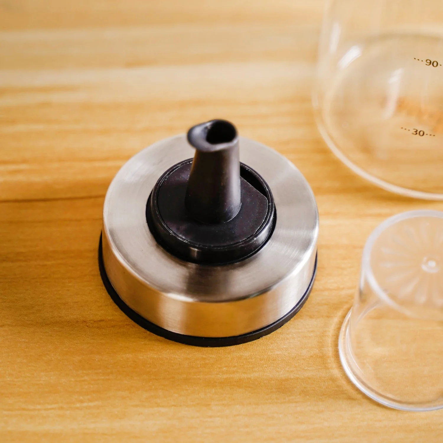 Accurate Pour Glass Oil And Vinegar Dispenser Bottle 1000ml - Image 7