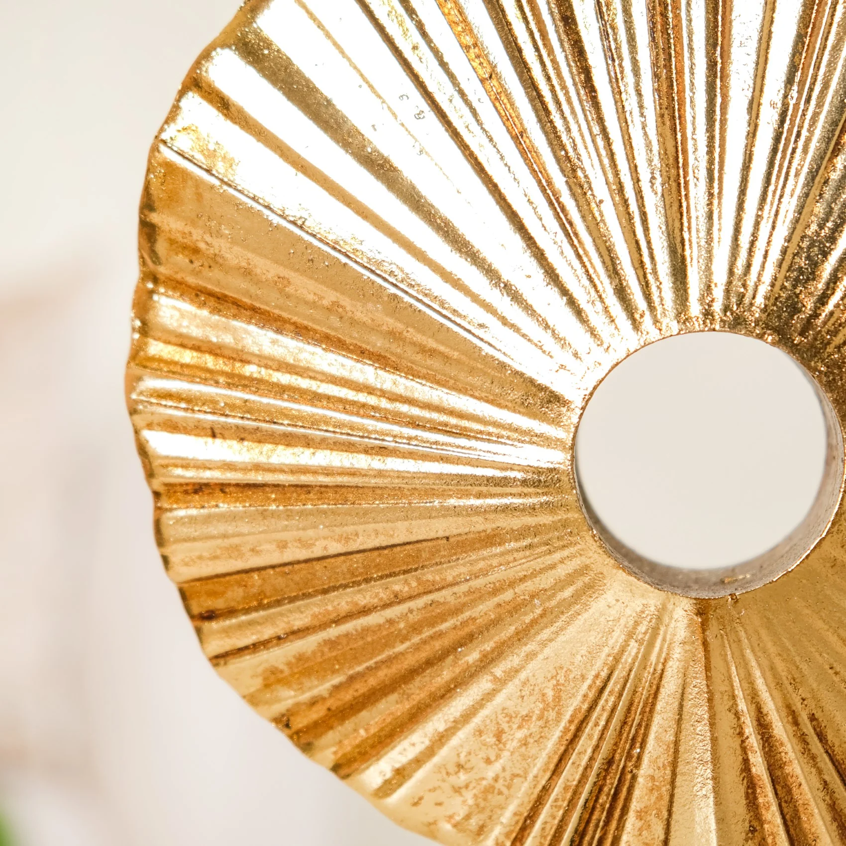 Aesthetic Sunbeam Accent Showpiece Gold - Image 7