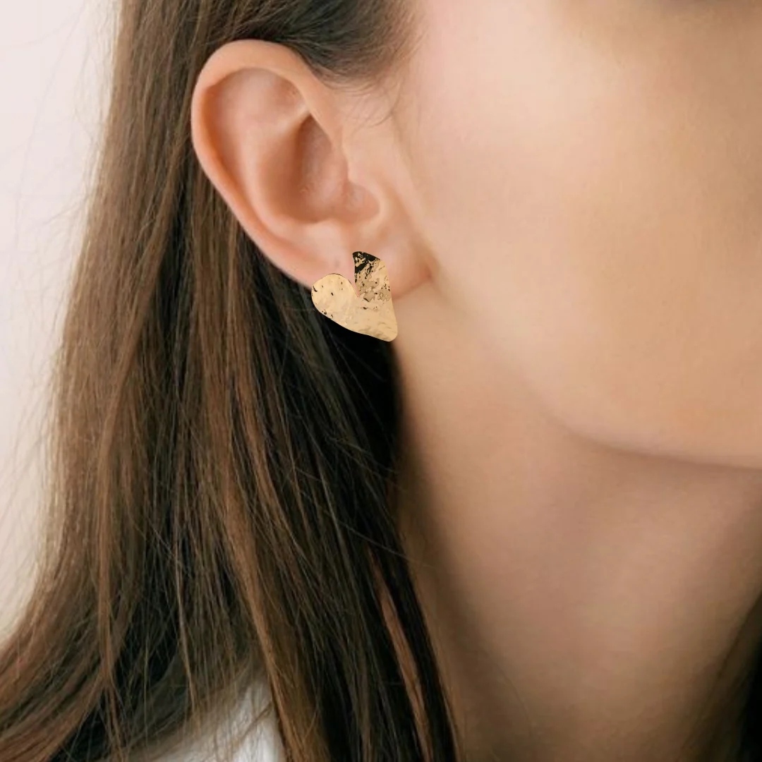 Amour Textured Heart Earrings - Image 6