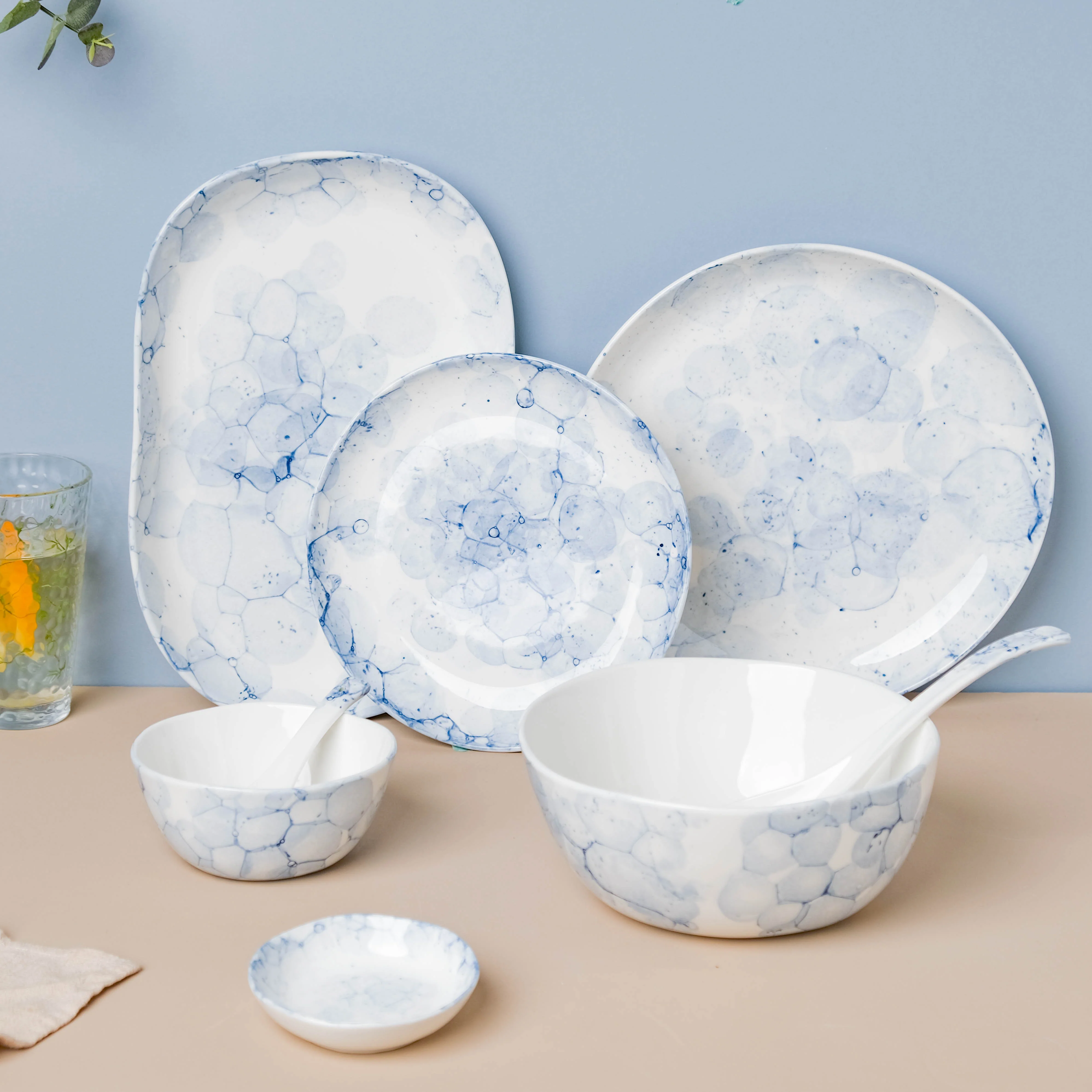 Amusant 35 Piece Dinner Set For 6 - Image 4