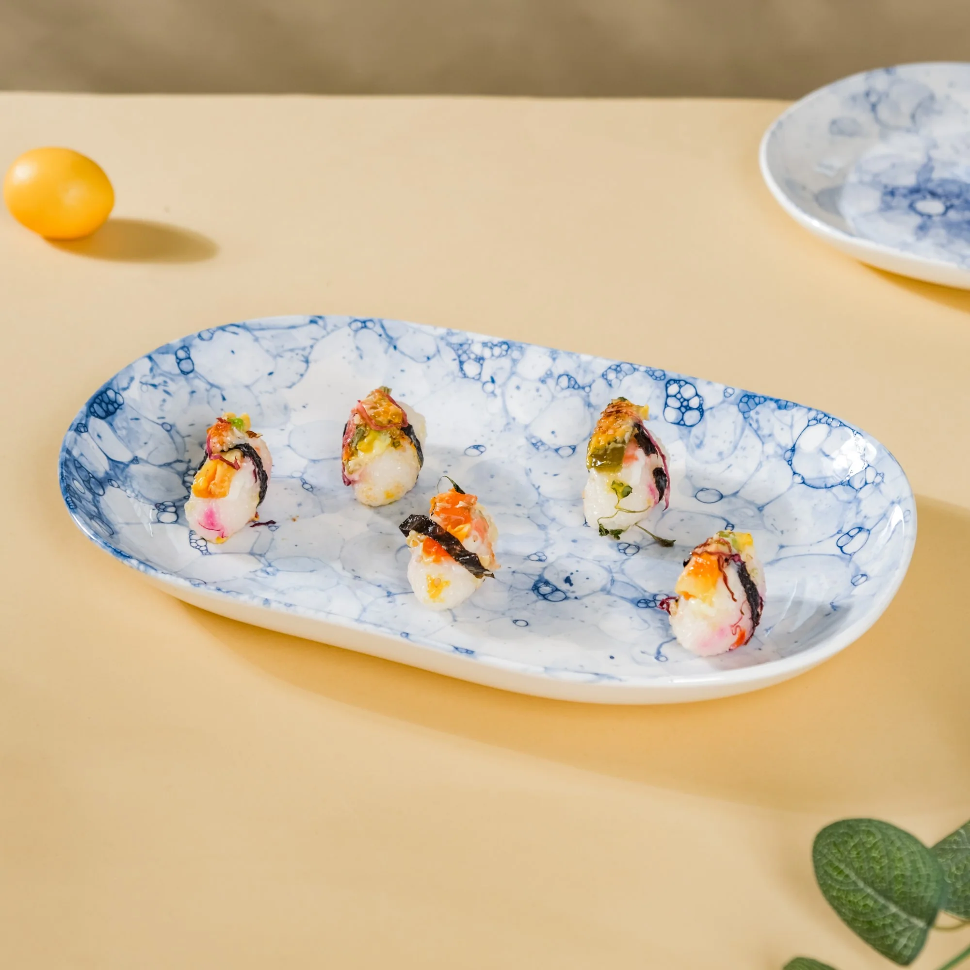 Amusant Long Plate