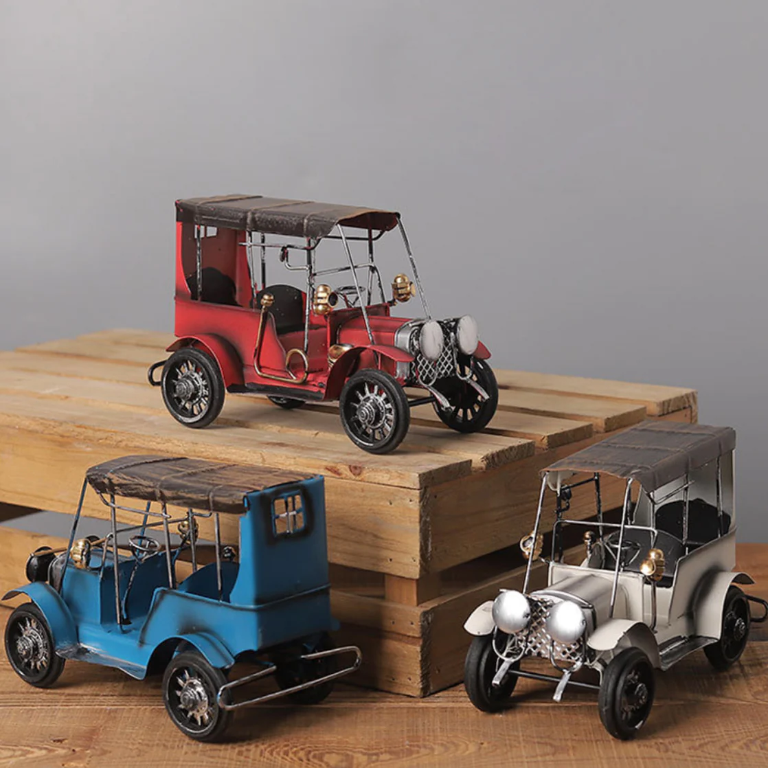 Antique Car - Image 2