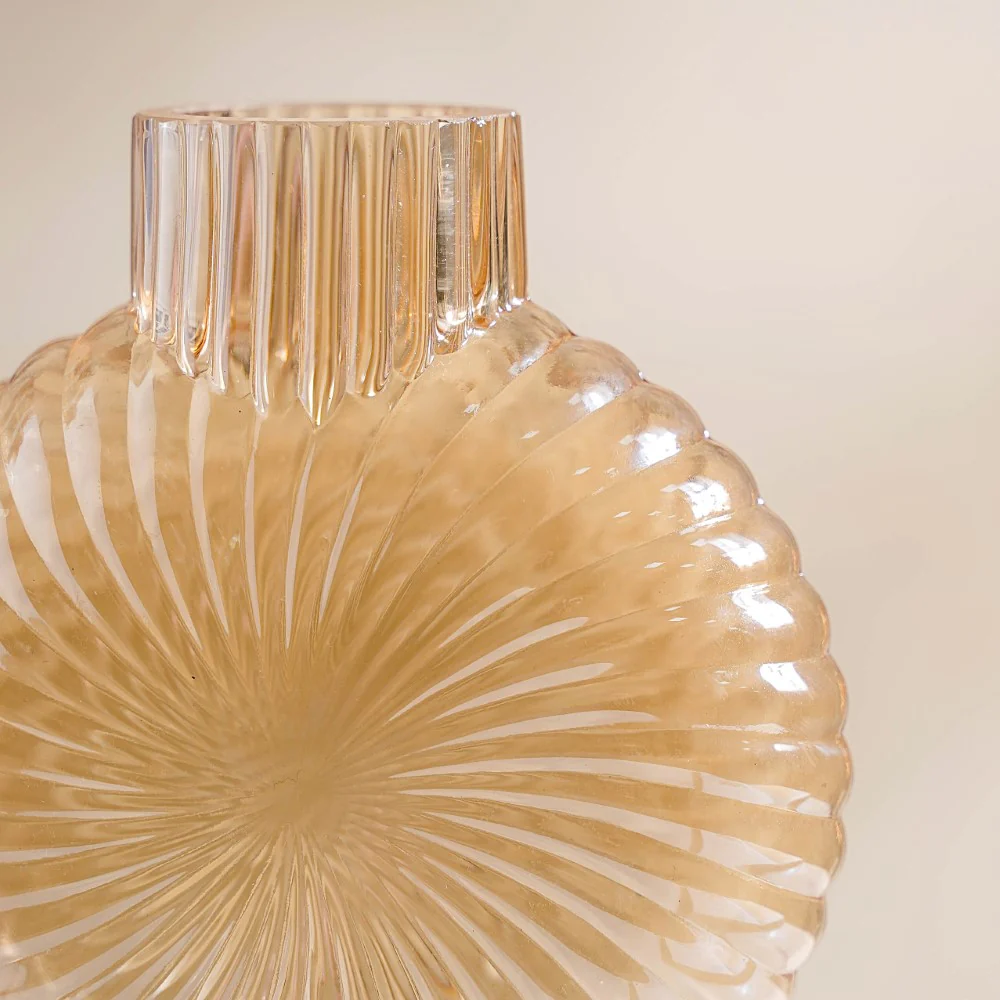 Armadillo Glass Vase Amber Small - Image 5