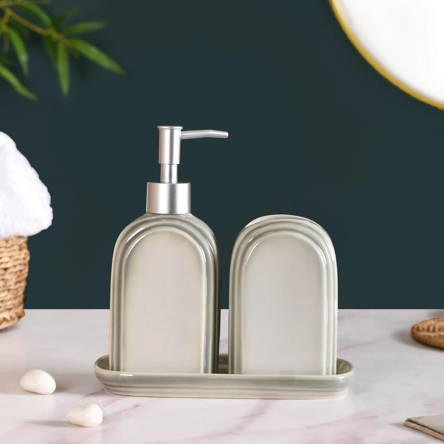 Art Deco Ceramic Bathroom Set Of 3 With Tray Grey - Image 12