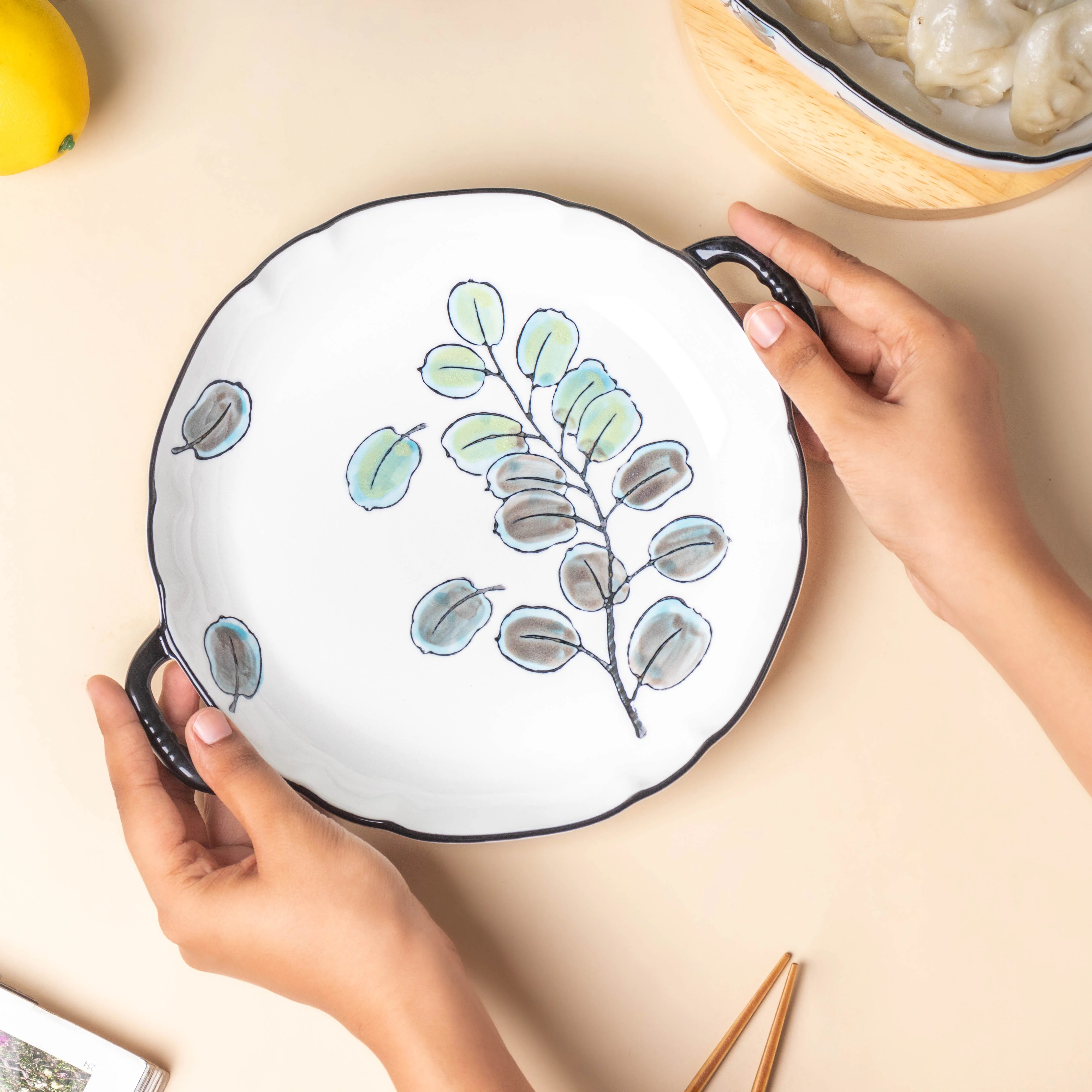 Aspen Leaves Plate With Handles 8.5 Inch - Image 2