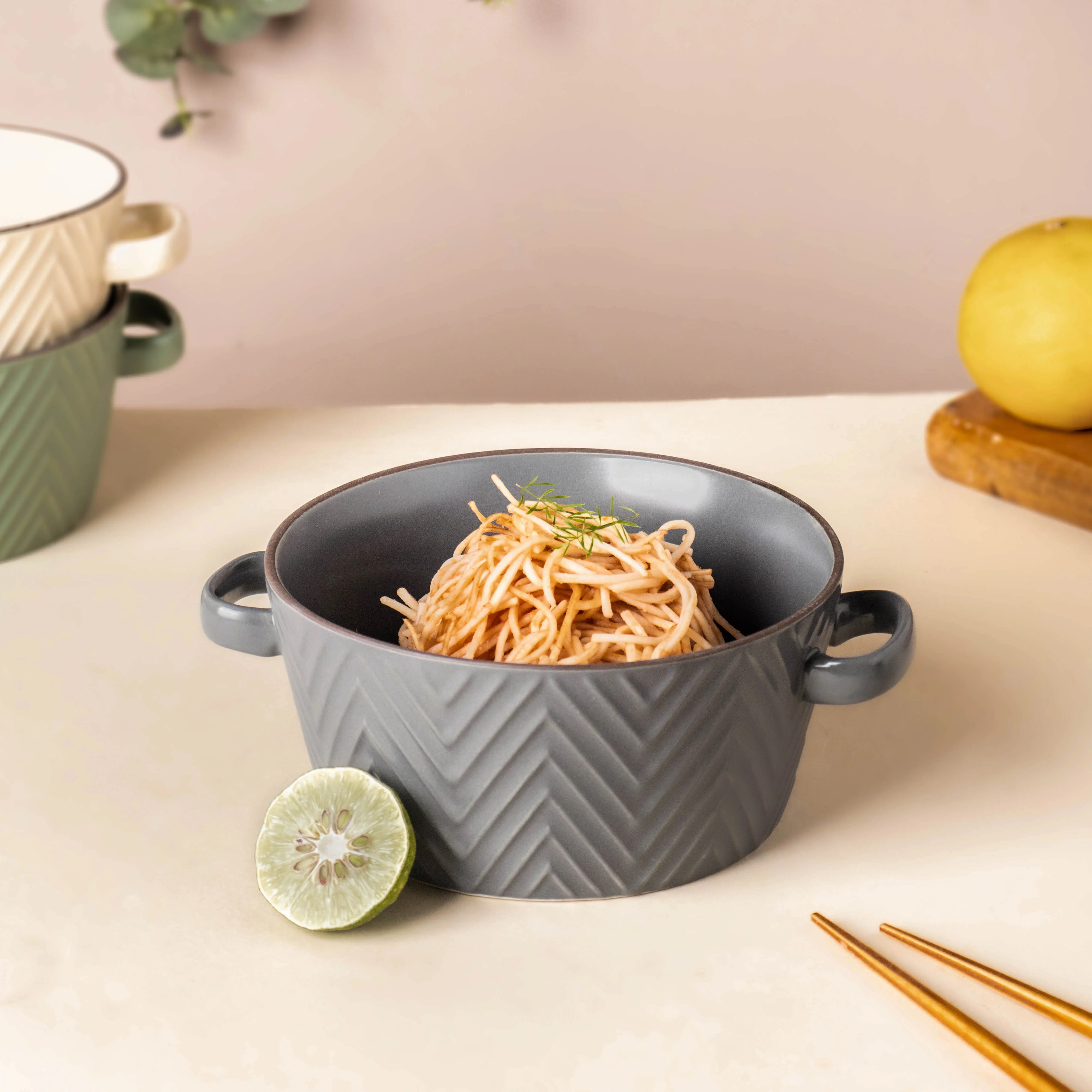 Asphalt Grey Textured Noodle Bowl