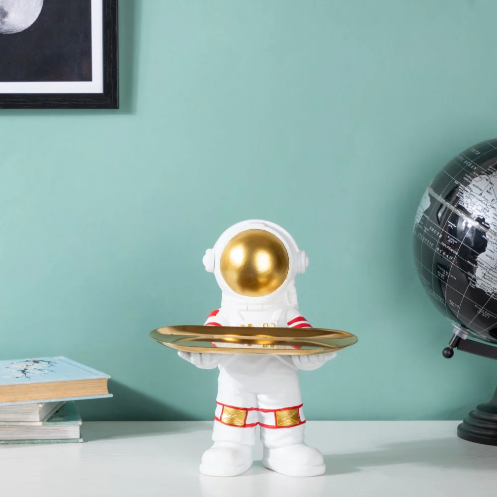 Astronaut Decor Showpiece With Trinket Tray 9 Inch - Image 8