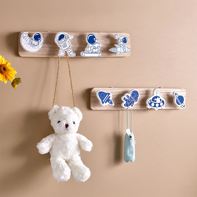 Astronaut Wall Hook - Image 3