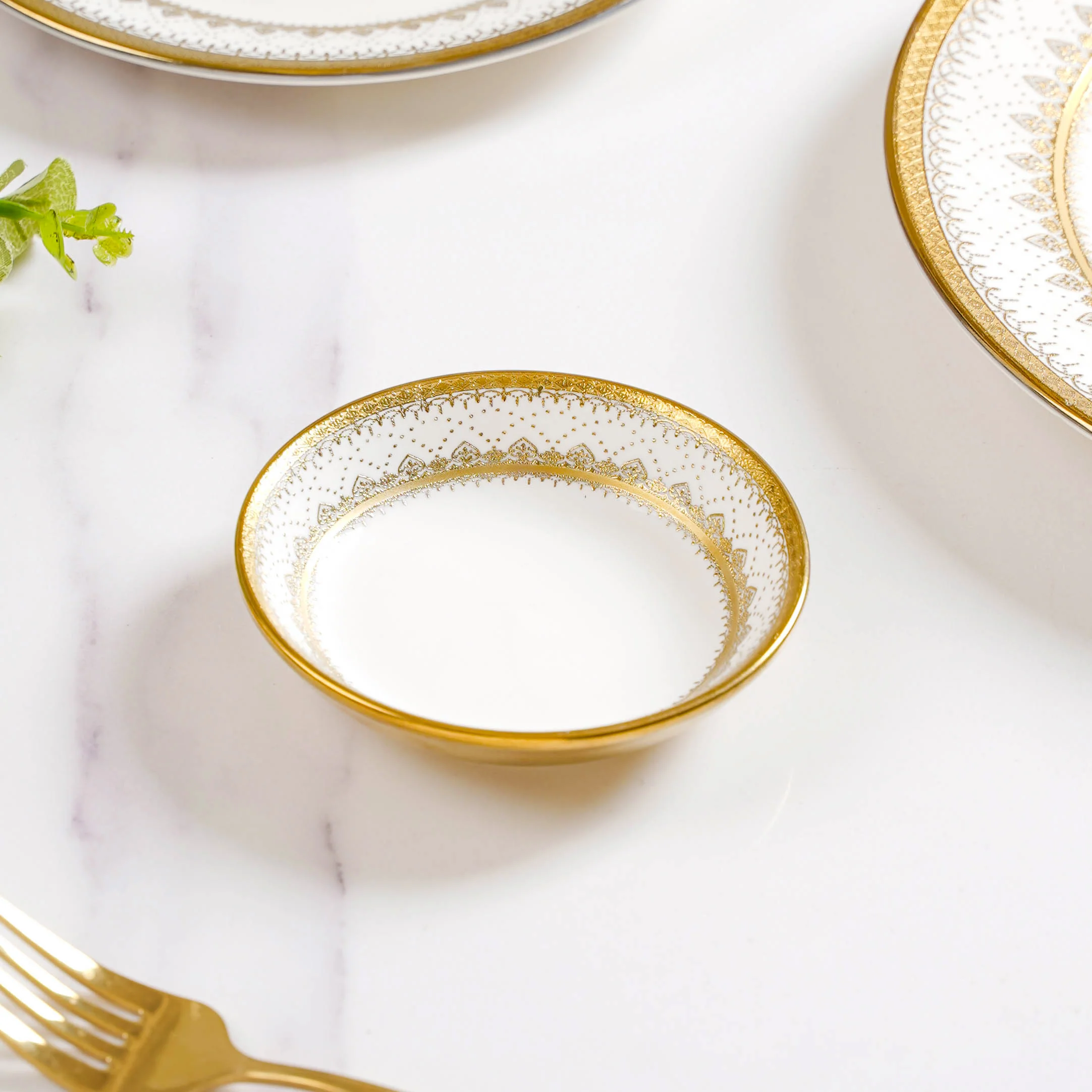 Aurelea 33 Piece Dinnerware For 6 - Image 22