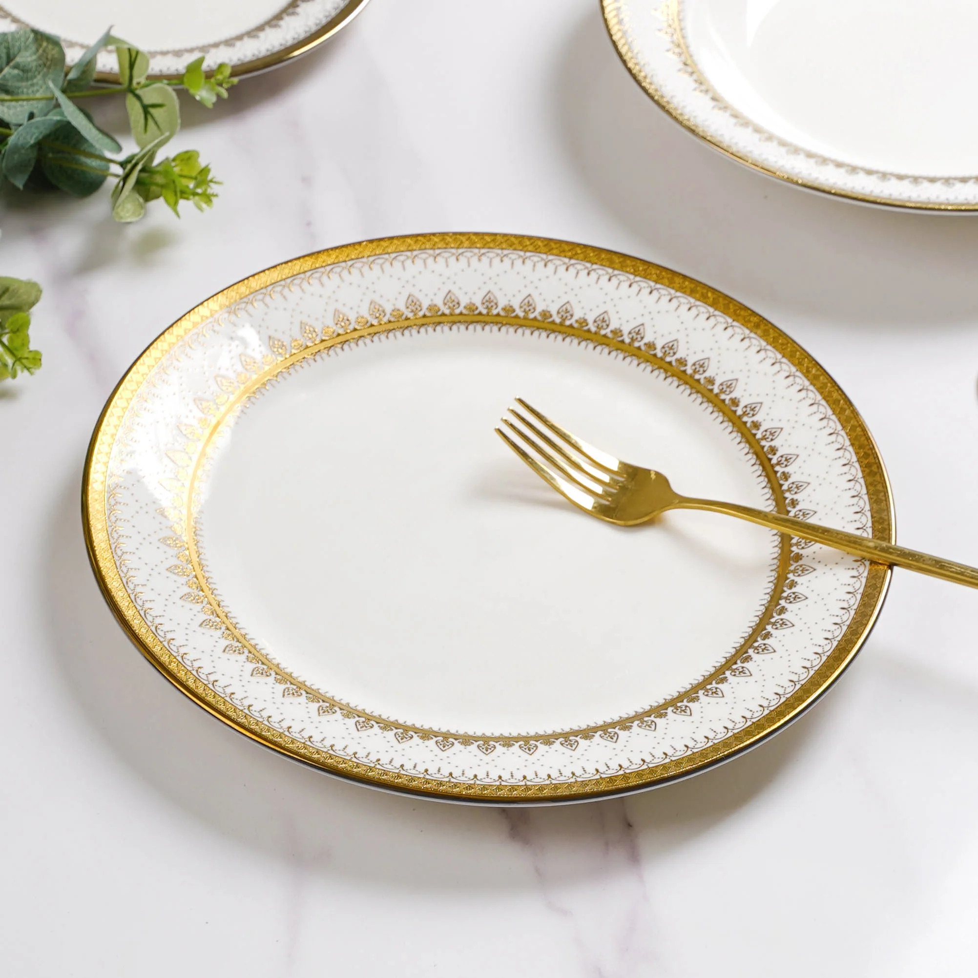 Aurelea Festive Dinner Plate - Image 3