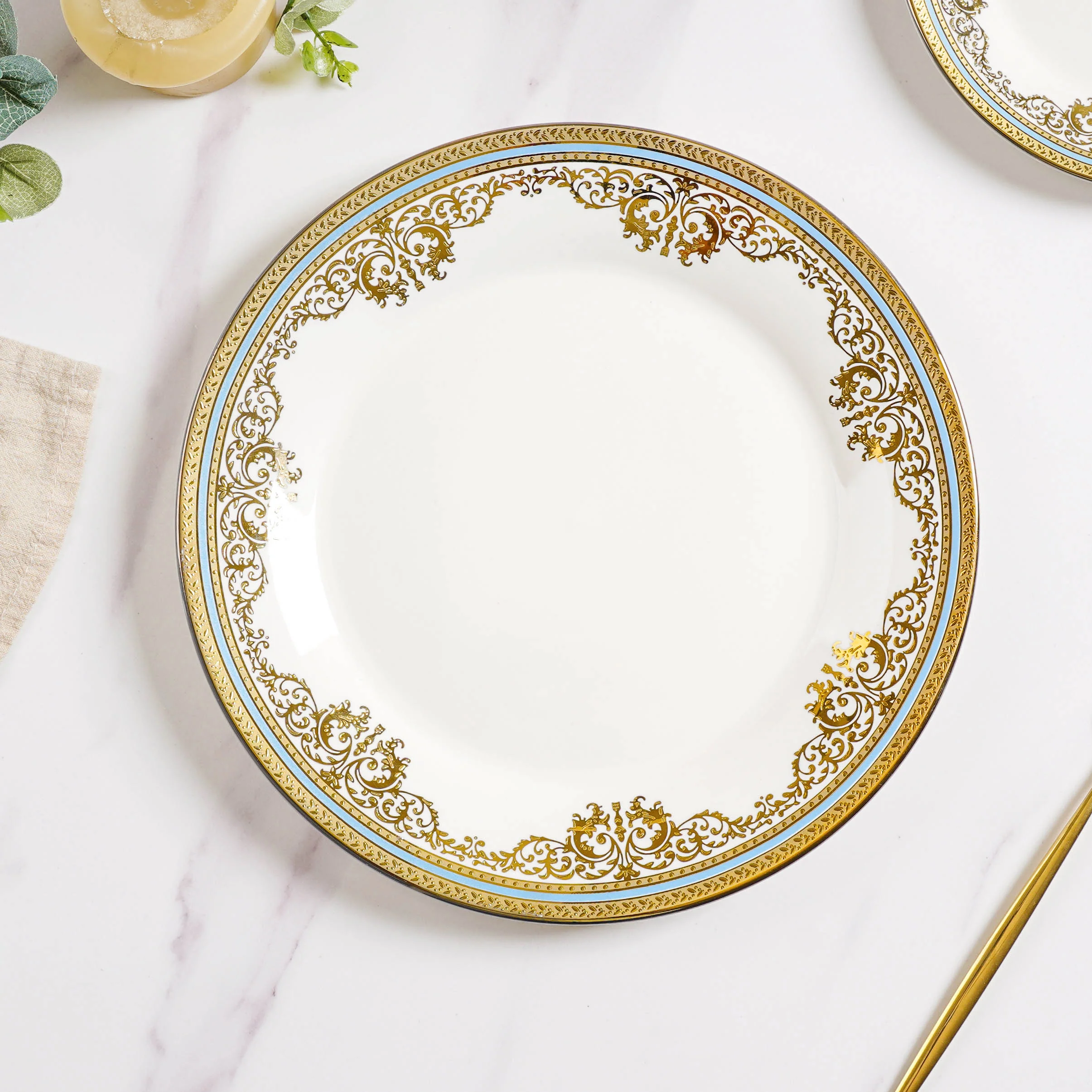 Aurelea Floral Dinner Plate - Image 3