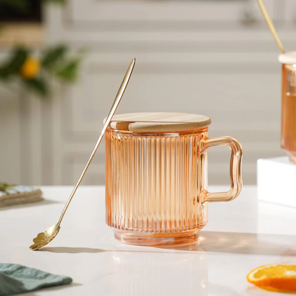 Aurora Ribbed Amber Glass Mug With Lid And Spoon Set Of 2 350 ml - Image 7