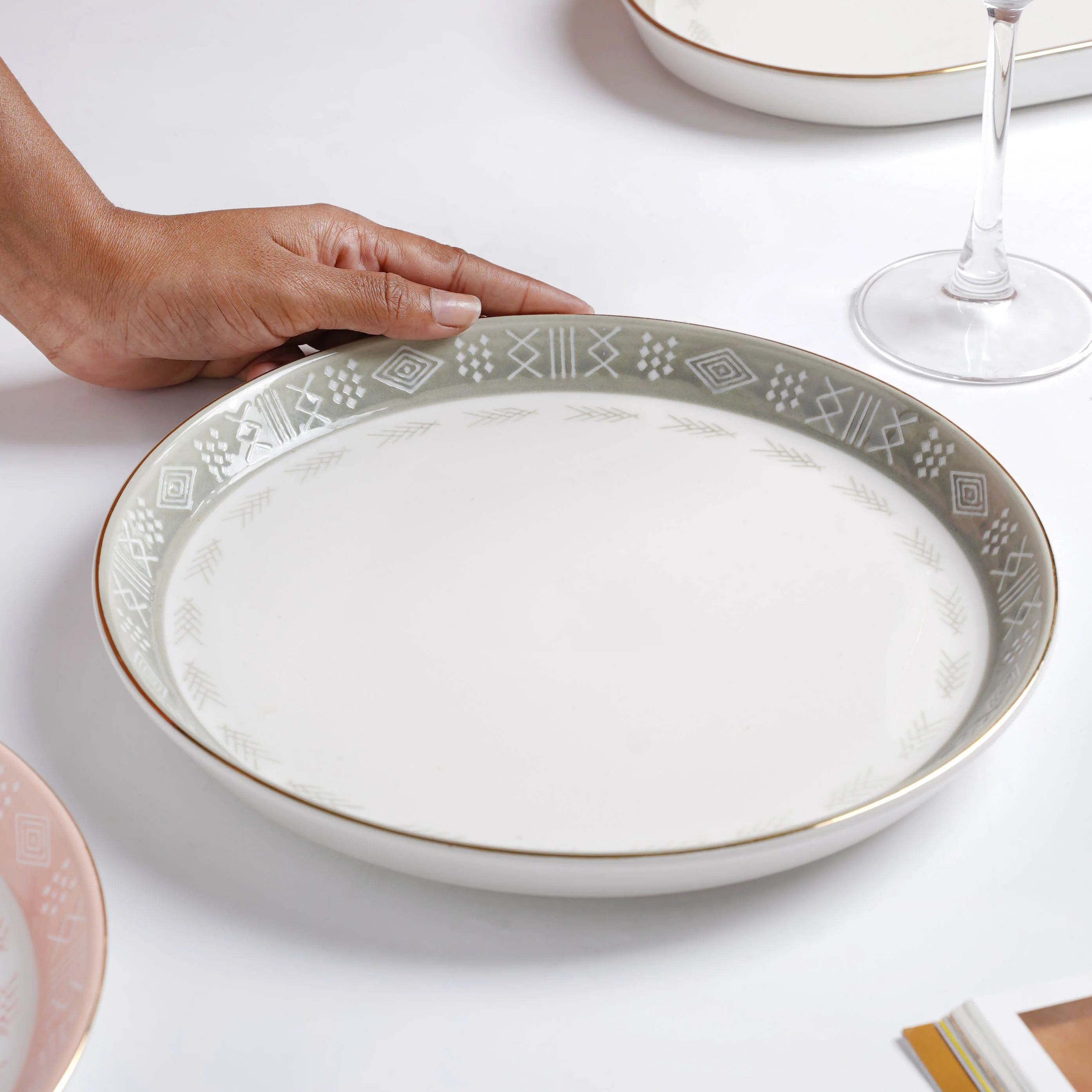 Azo Dinner Plate - Image 11