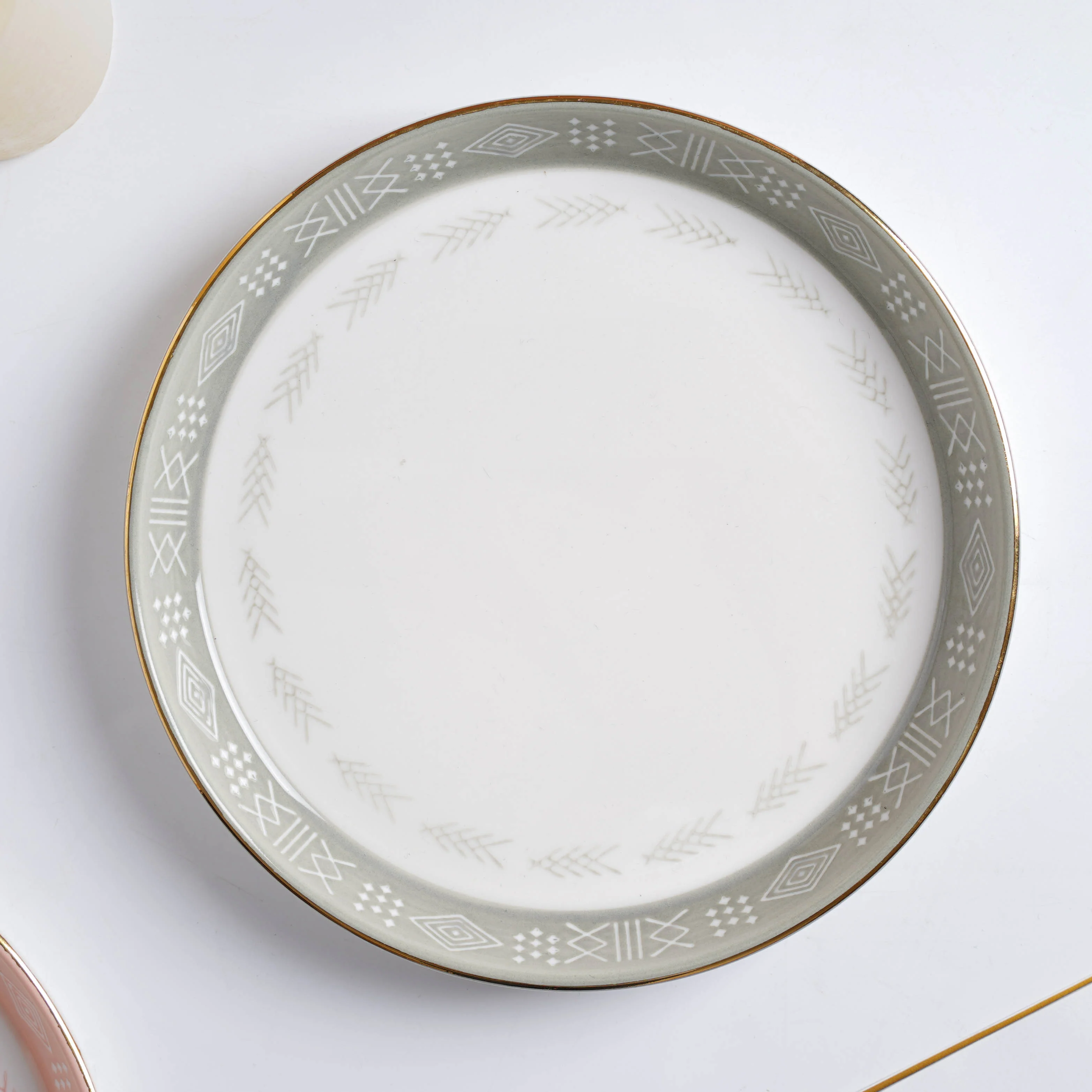 Azo Grey 27 Piece Dinnerware For 6 - Image 7