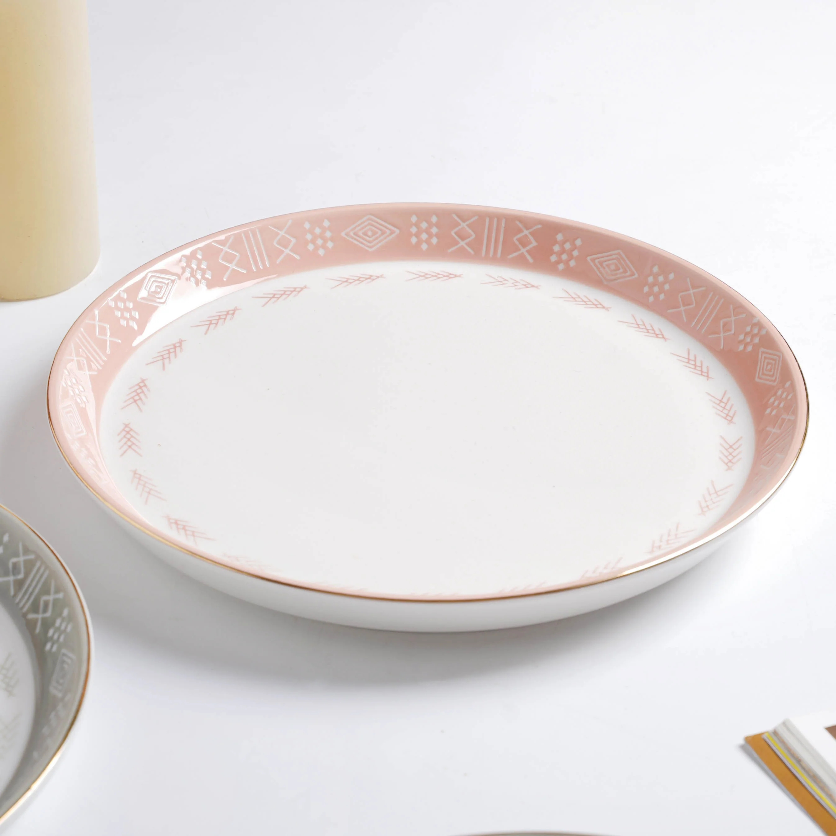 Azo Pink Grey 34 Piece Dinner Set For 6 - Image 10