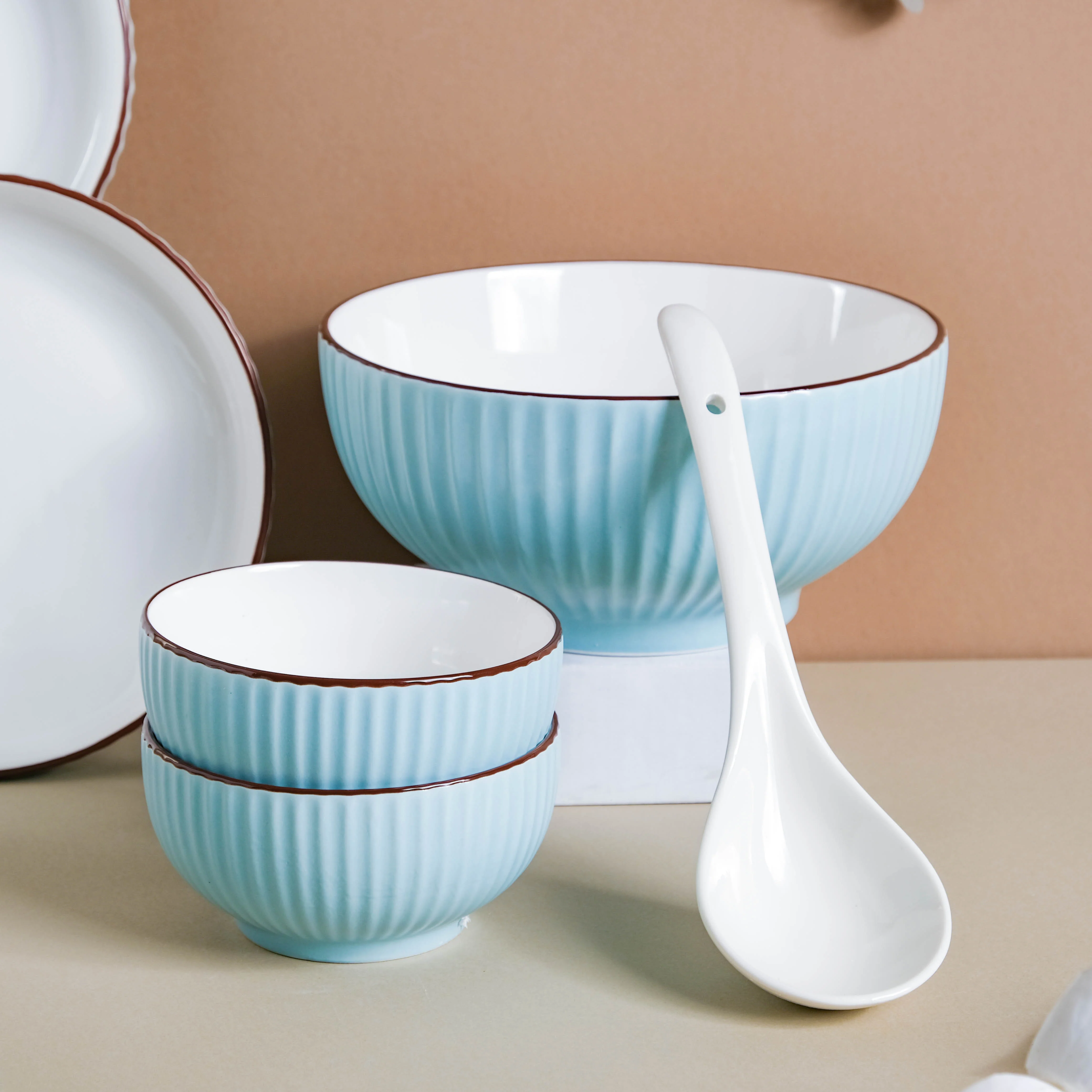 Azure 18 Piece Soup Salad Set For 4 - Image 10