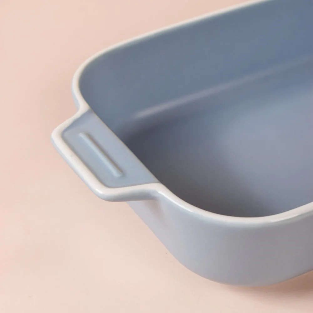Baking Pan With Handles - Image 12