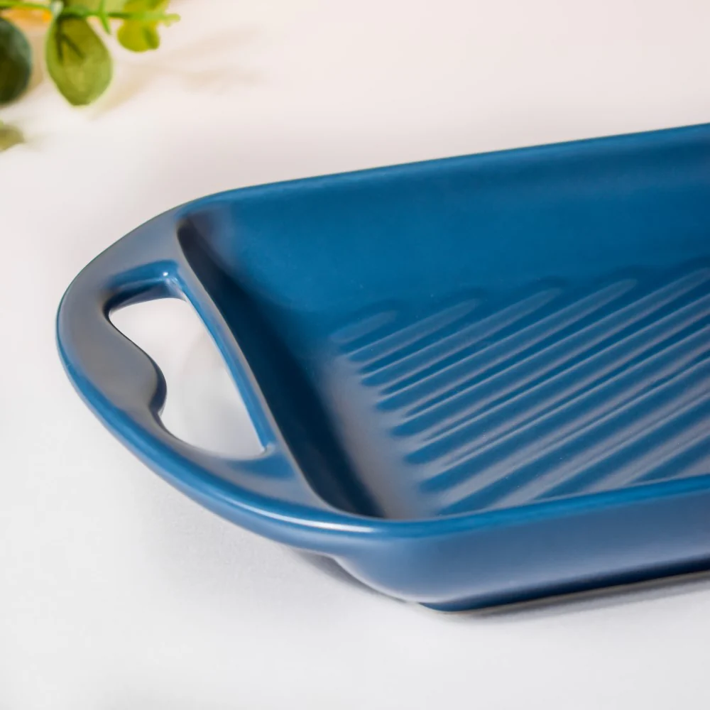 Baking Tray With Handle Dark Blue - Image 6