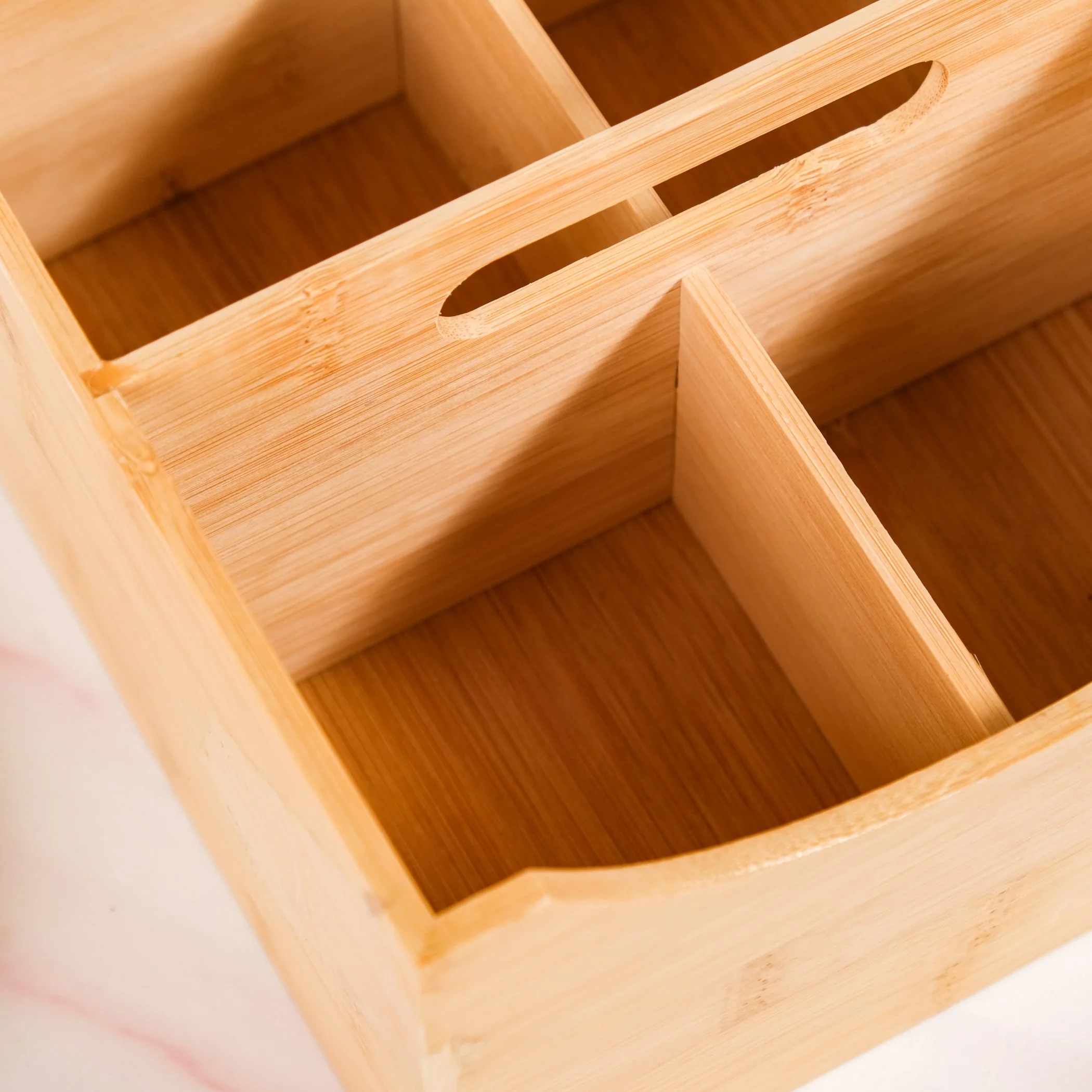 Bamboo Cutlery Caddy With Handle - Image 5
