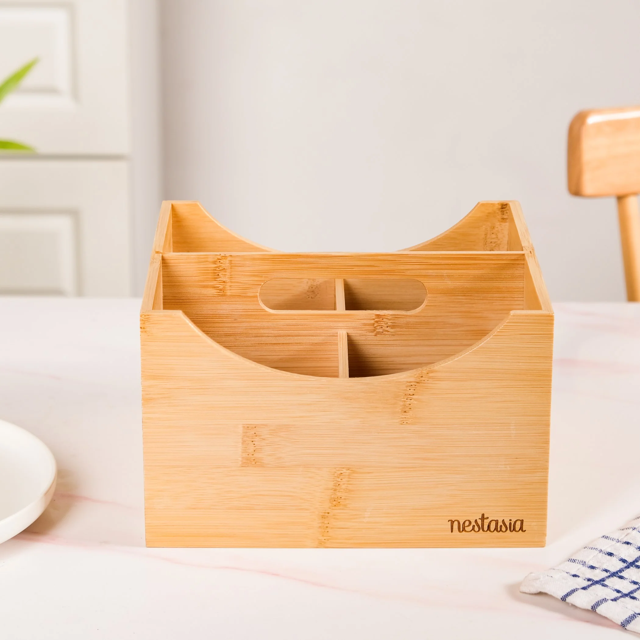 Bamboo Cutlery Caddy With Handle - Image 7