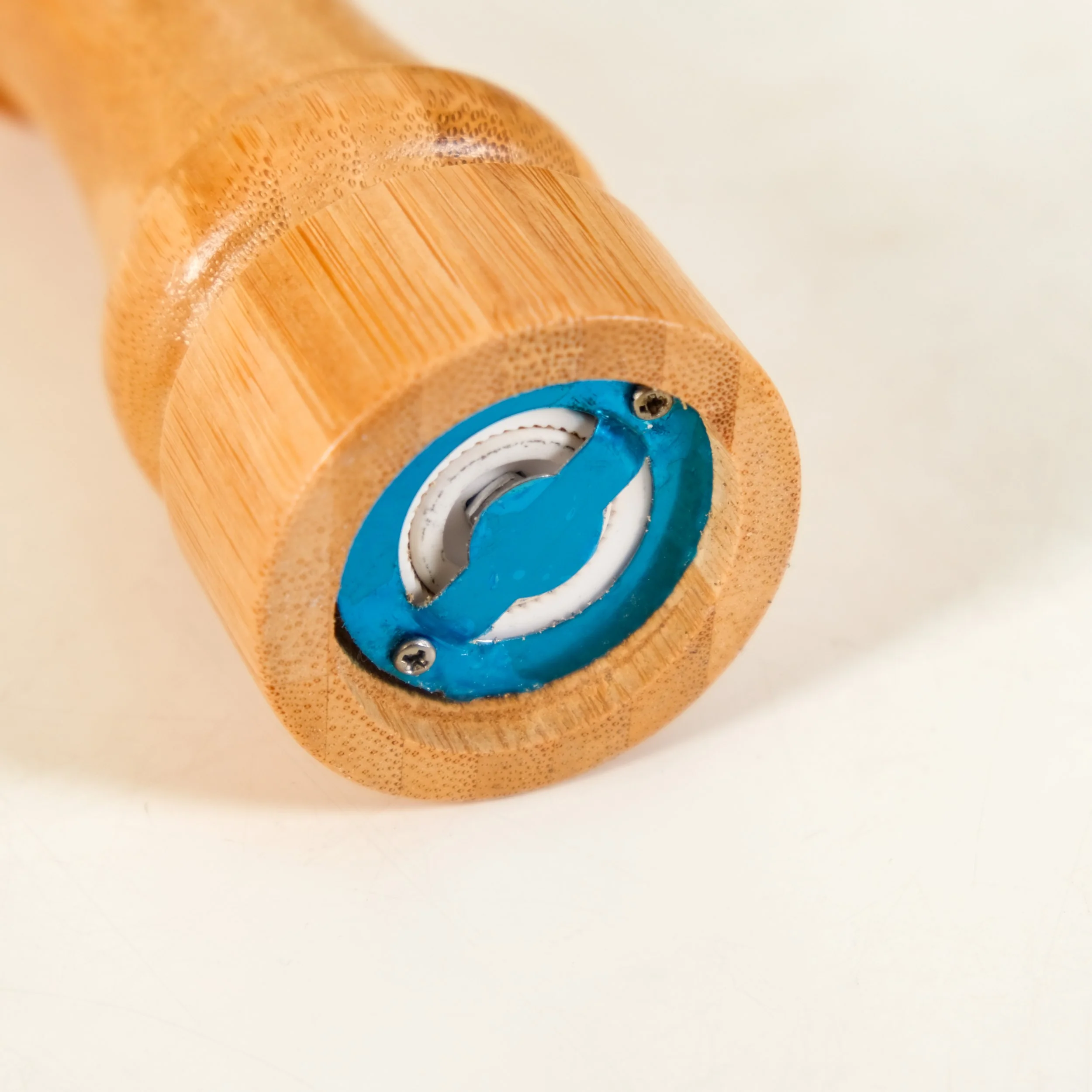 Bamboo Wood Pepper Grinder For Kitchen - Image 7