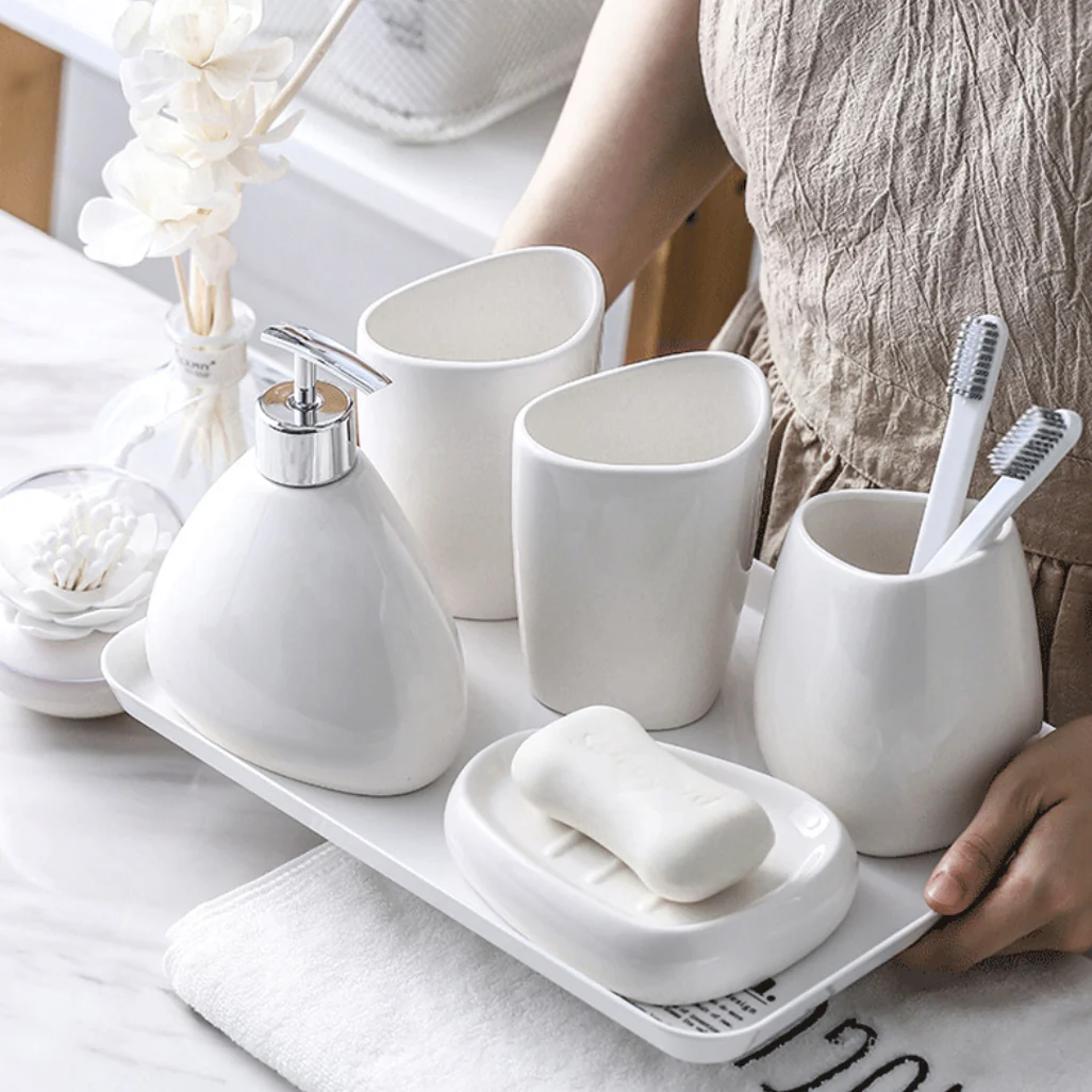 Bathroom Essentials Set - Image 3