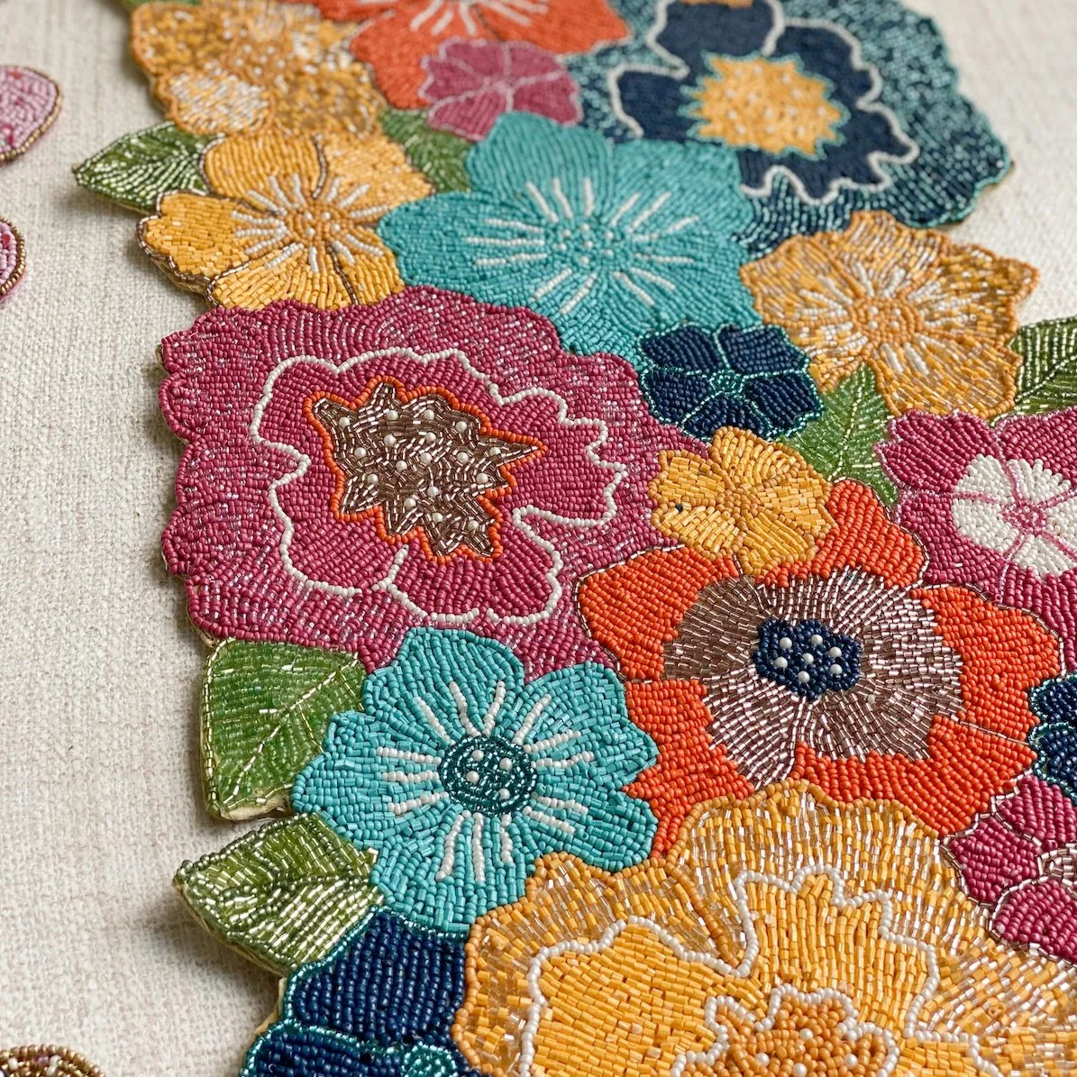 BEADS Floral Runner - Colourful - Image 3