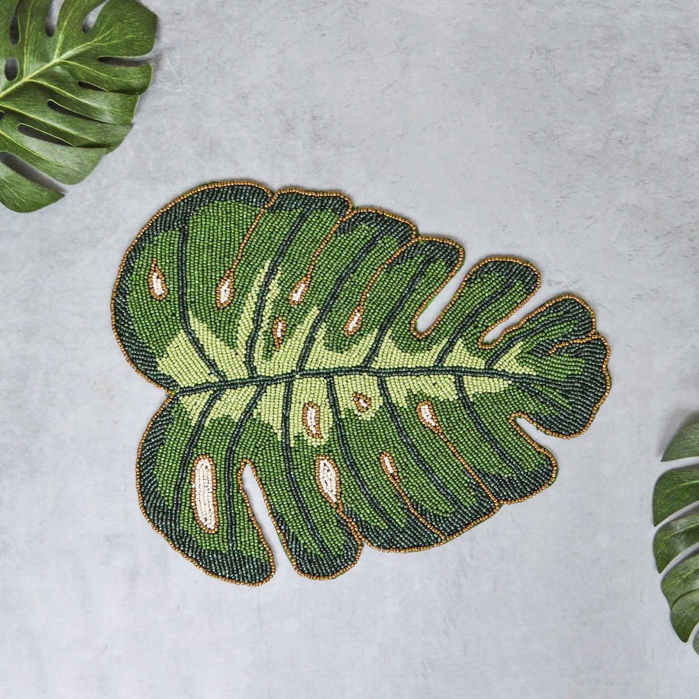 Beads Monstera Leaf Mat - Image 4