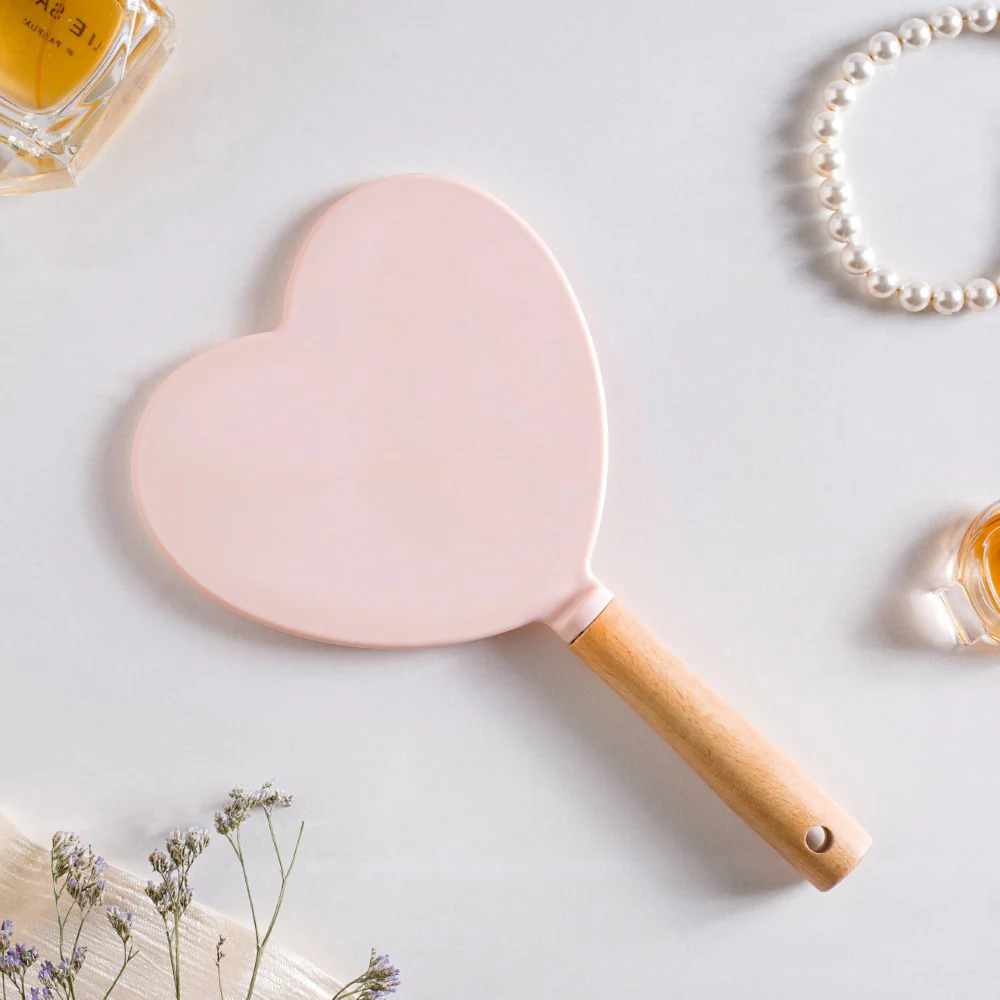 Beauty Heart Handheld Mirror Pink - Image 3