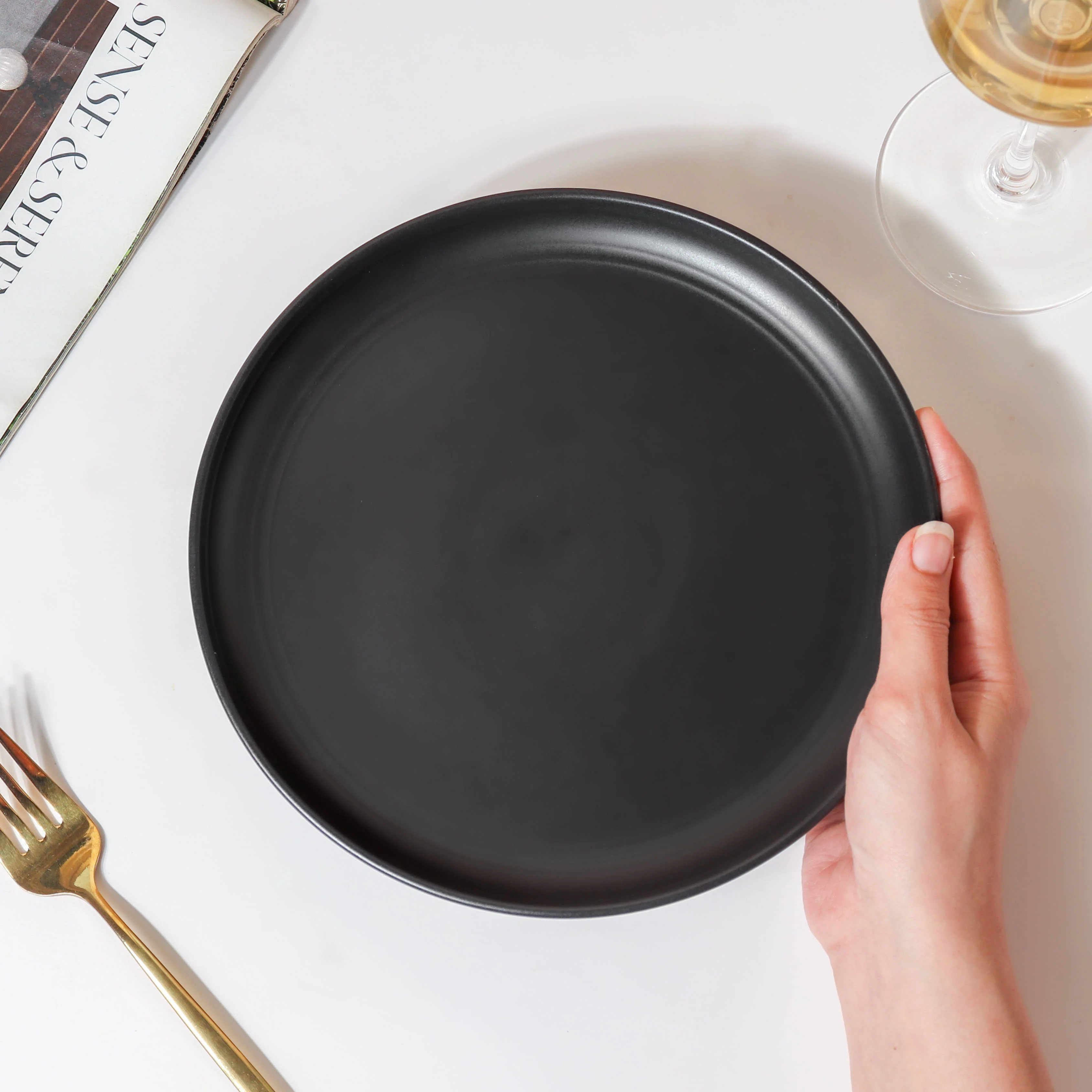 Bellinor Black Snack Plate 8 Inch - Image 2