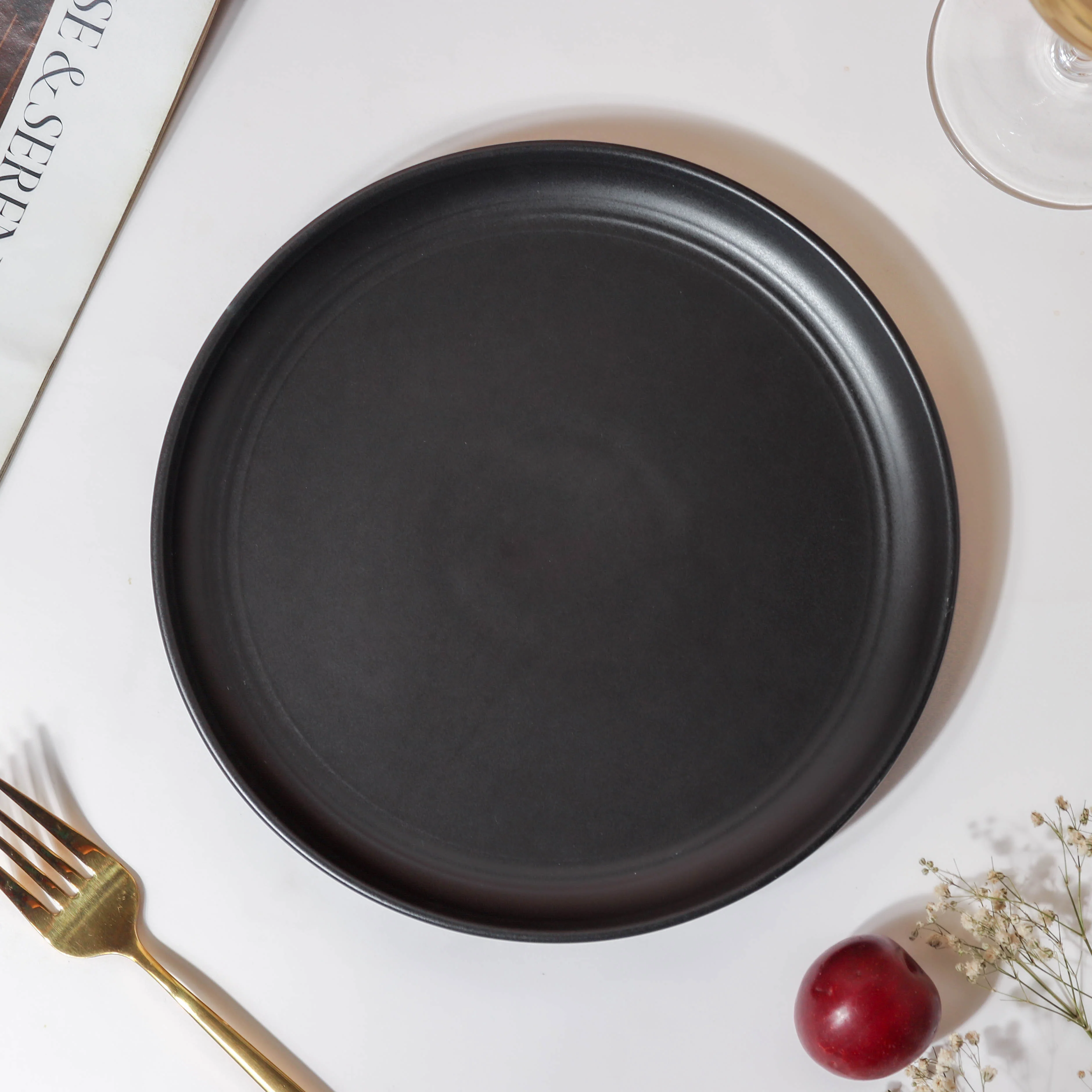 Bellinor Black Snack Plate 8 Inch - Image 4