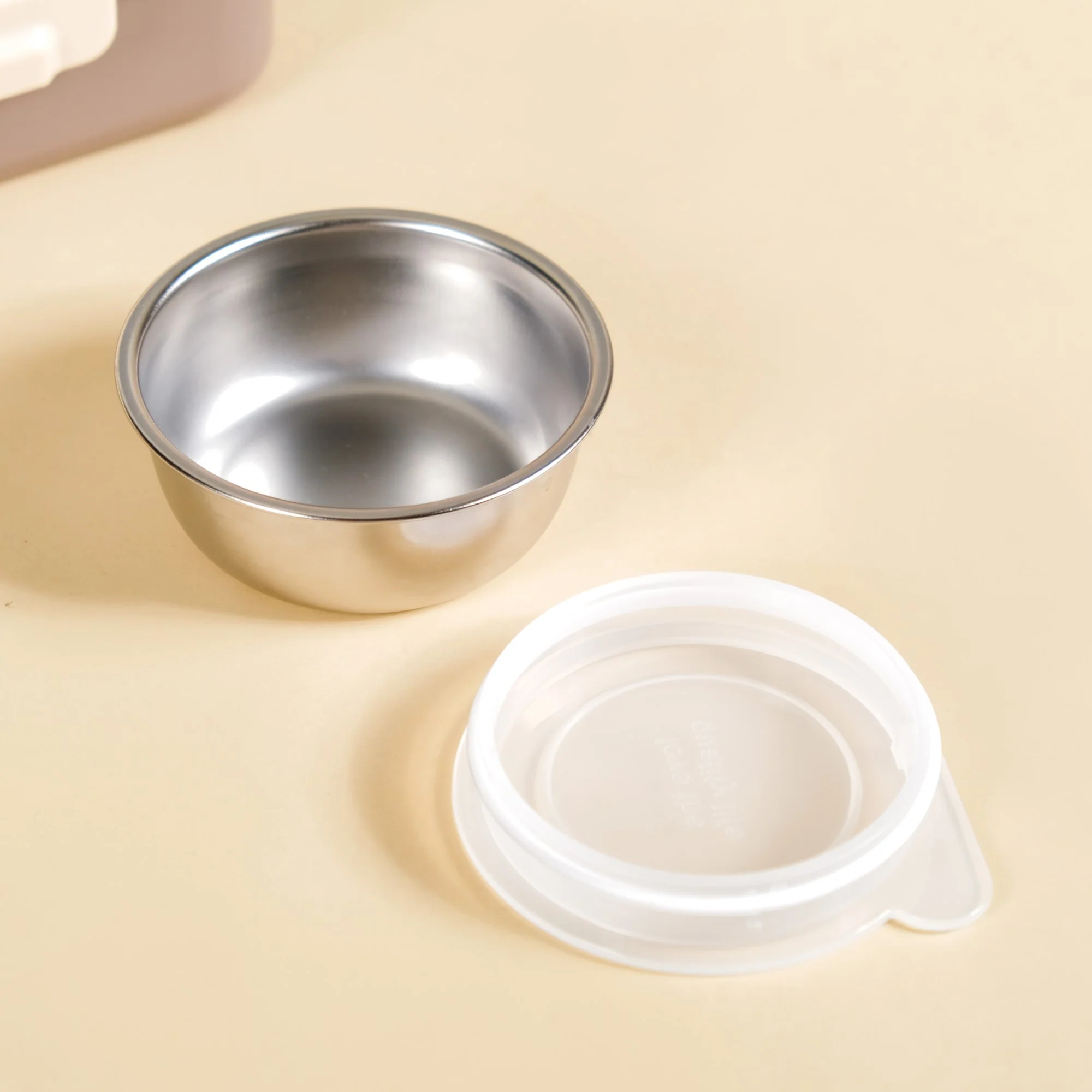 Bento Beige Stainless Steel Insulated Lunch Box For Work 950ml - Image 13