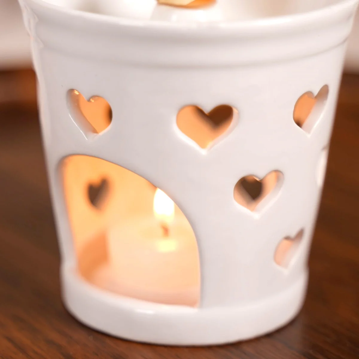 Bird Topped Heart Cutwork Aroma Diffuser Set Of 2 White - Image 2