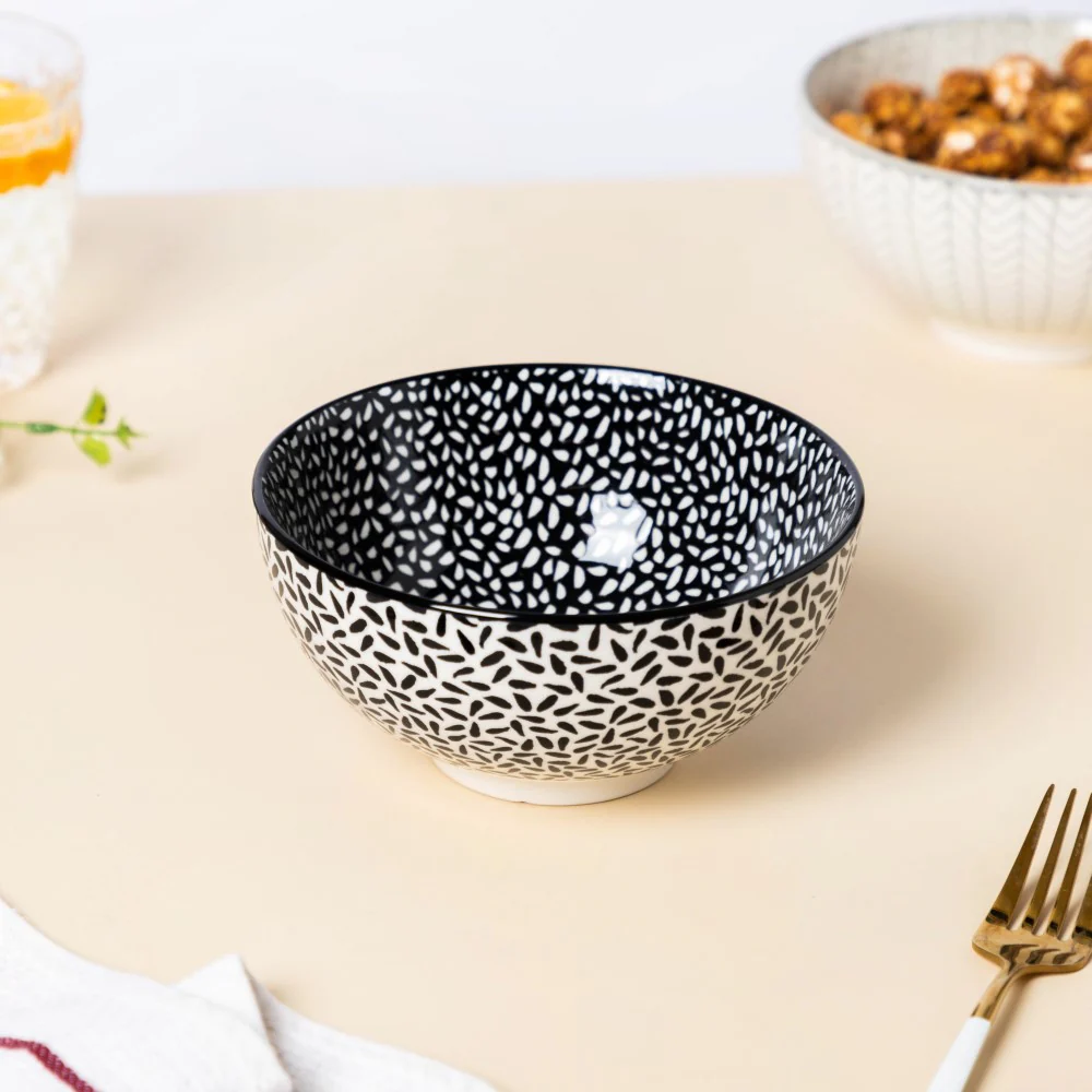 Black And White Snack Bowl 400ml Set Of 2 - Image 4