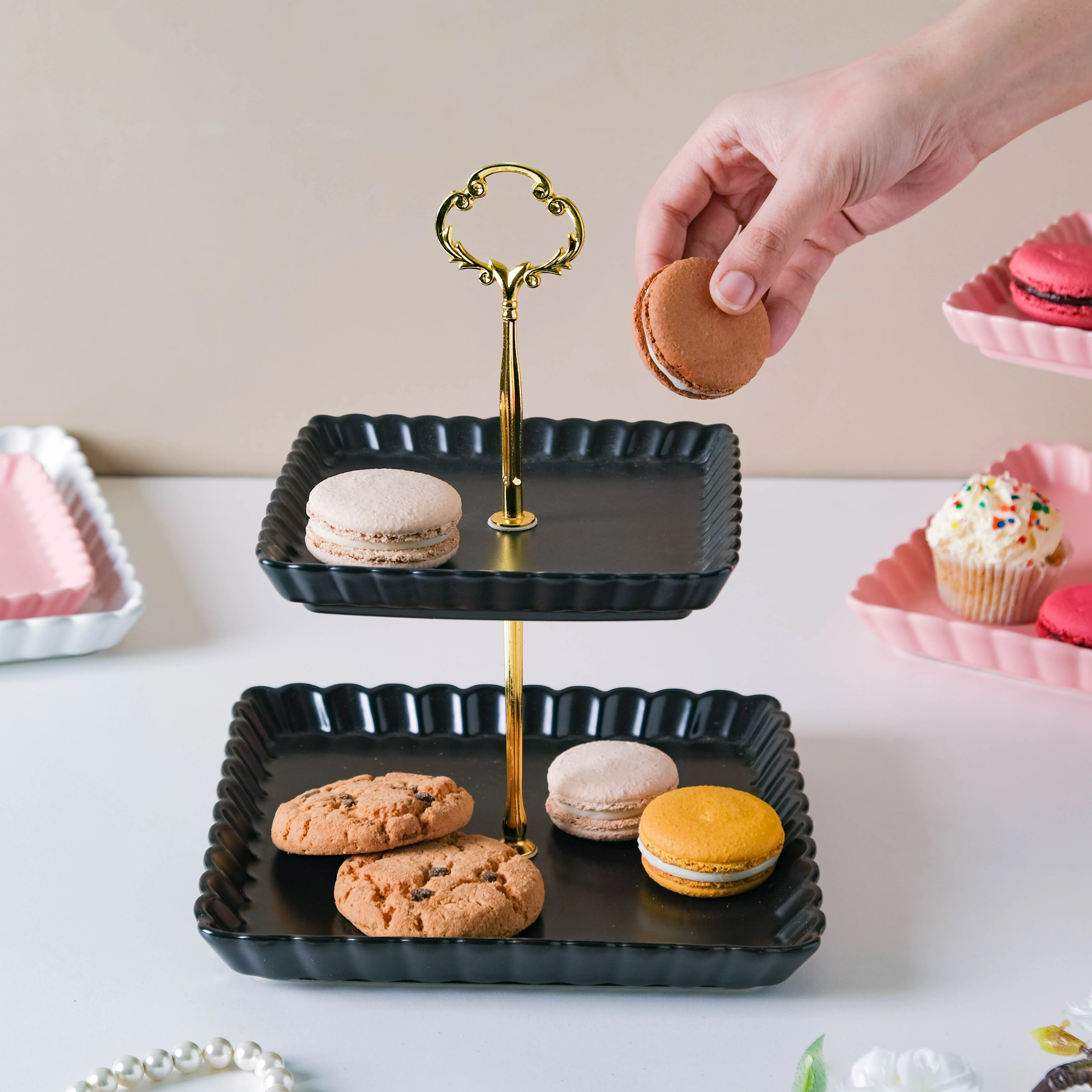 Black Berry Square 2-tier Cupcake Stand - Image 4
