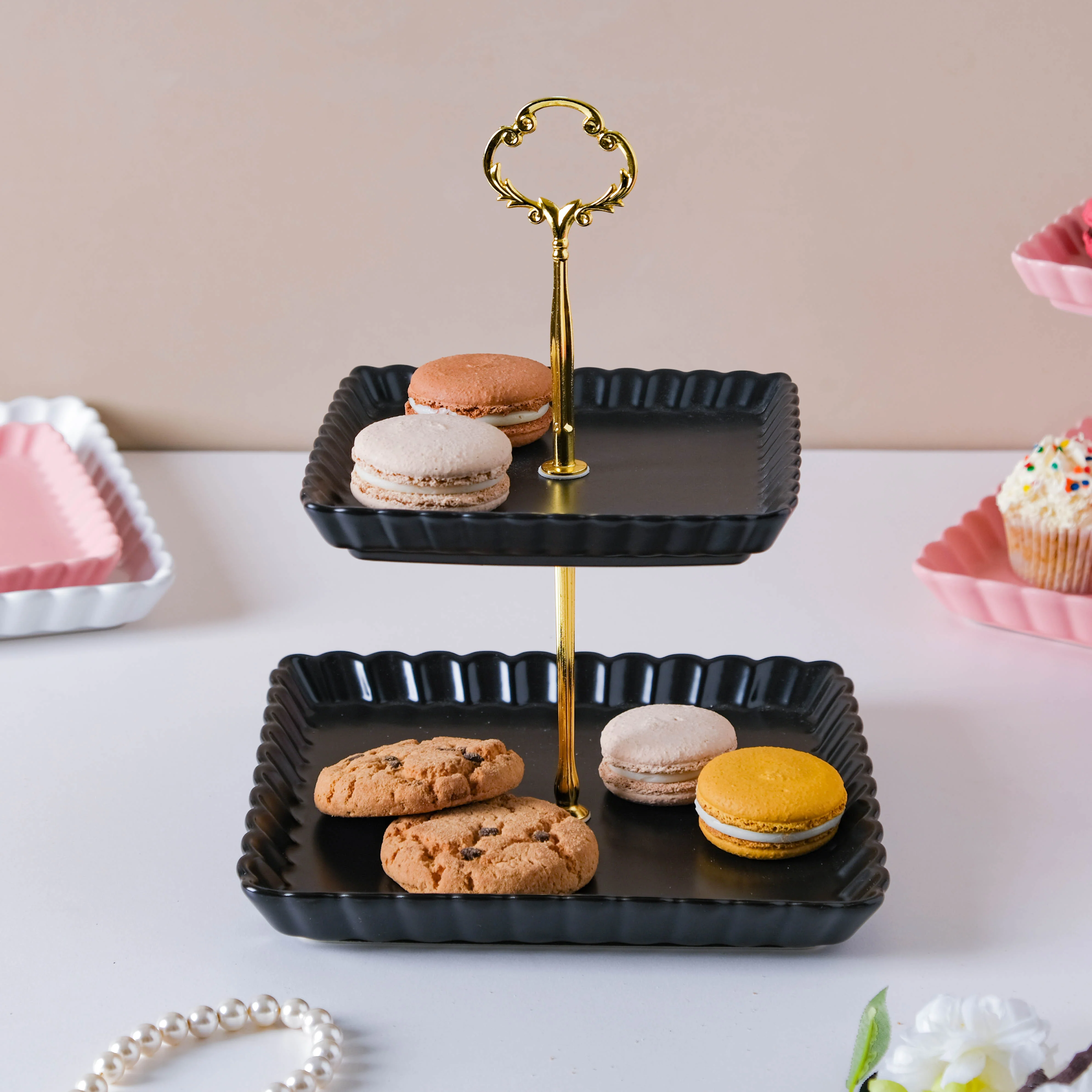 Black Berry Square 2-tier Cupcake Stand - Image 5