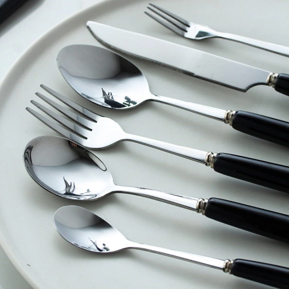 Black Cutlery - Image 10