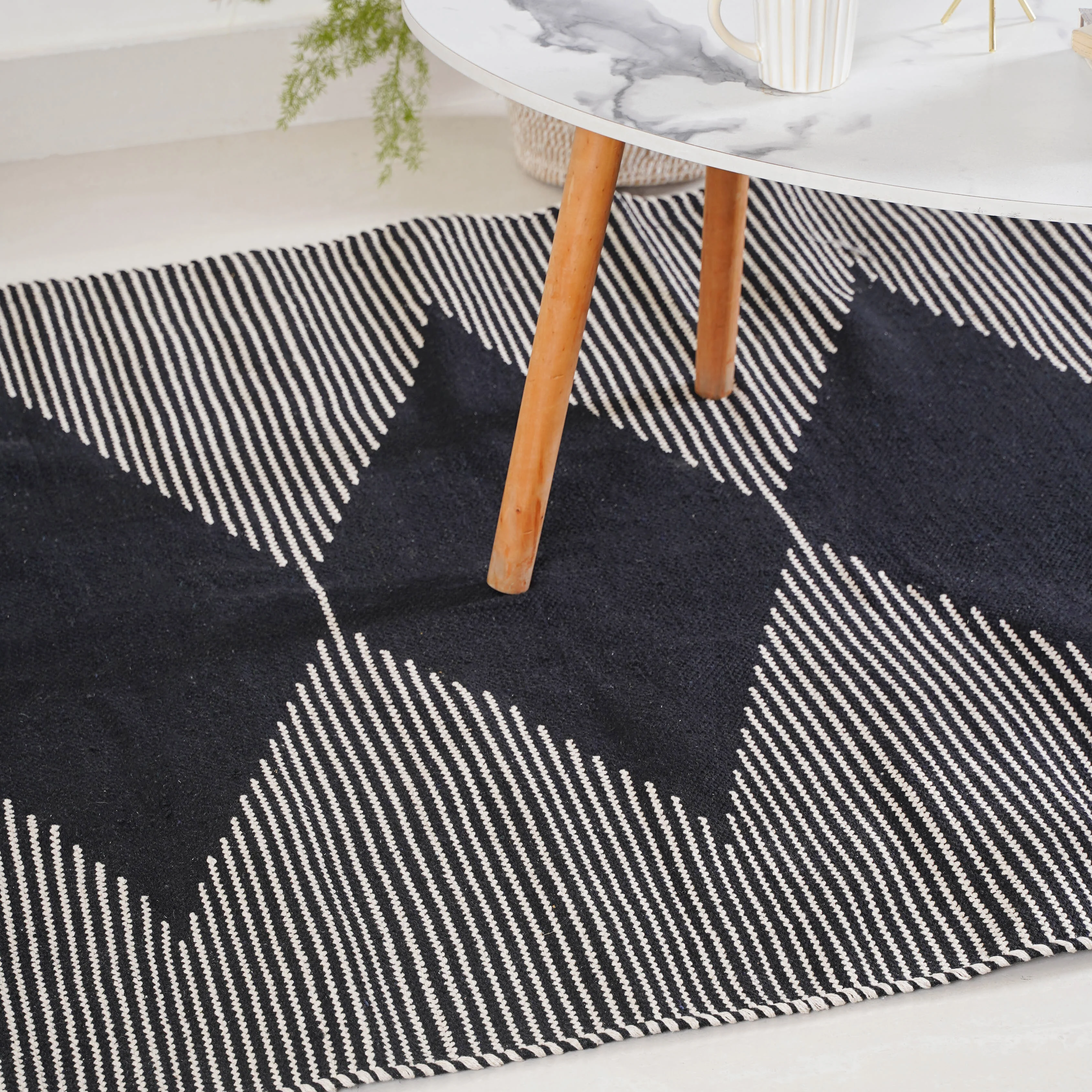 Black Diamond Rug for Living Room - Image 4