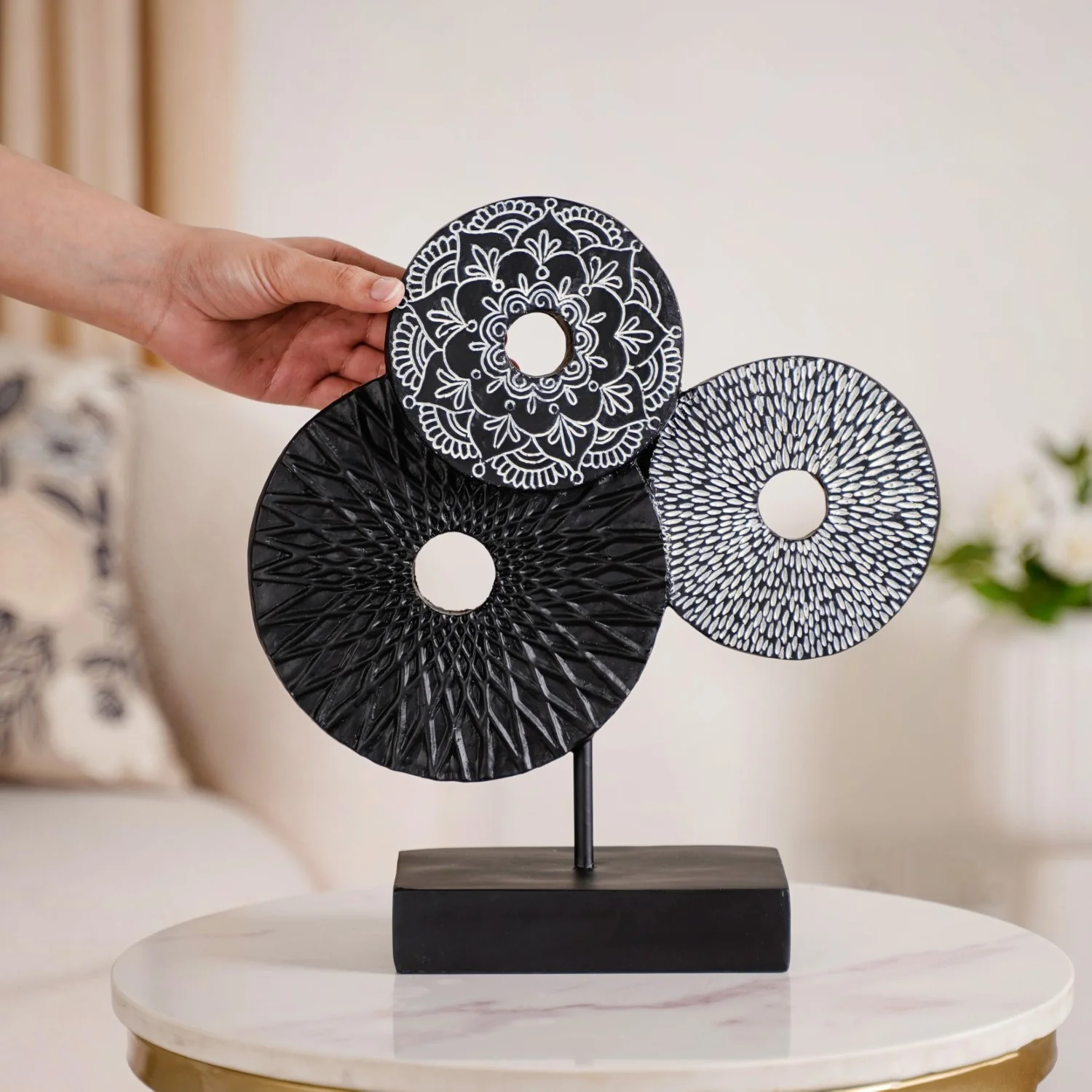 Black Mandala Trio Showpiece - Image 2